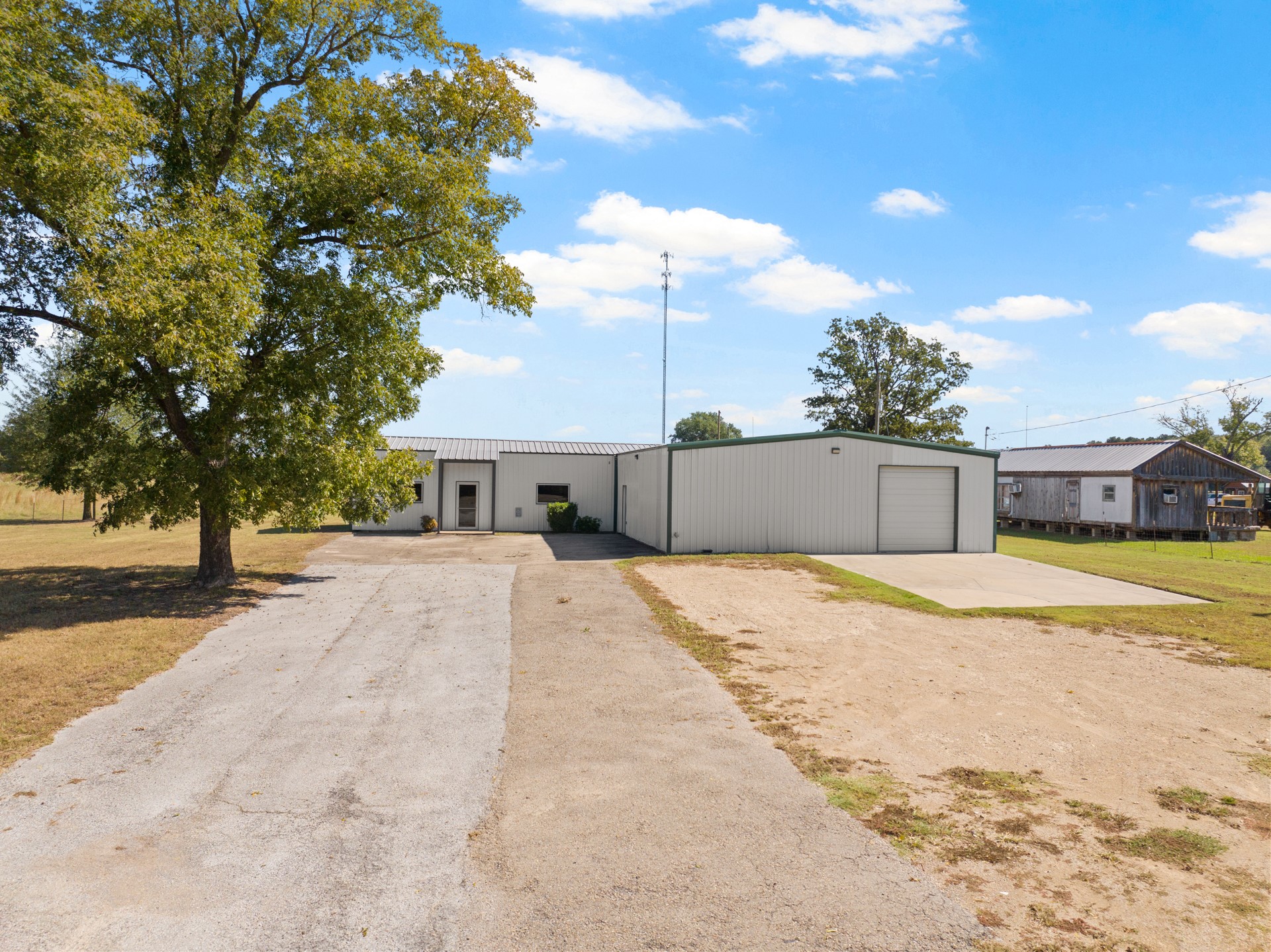 9108 N Us Highway 271 Gilmer TX 75644