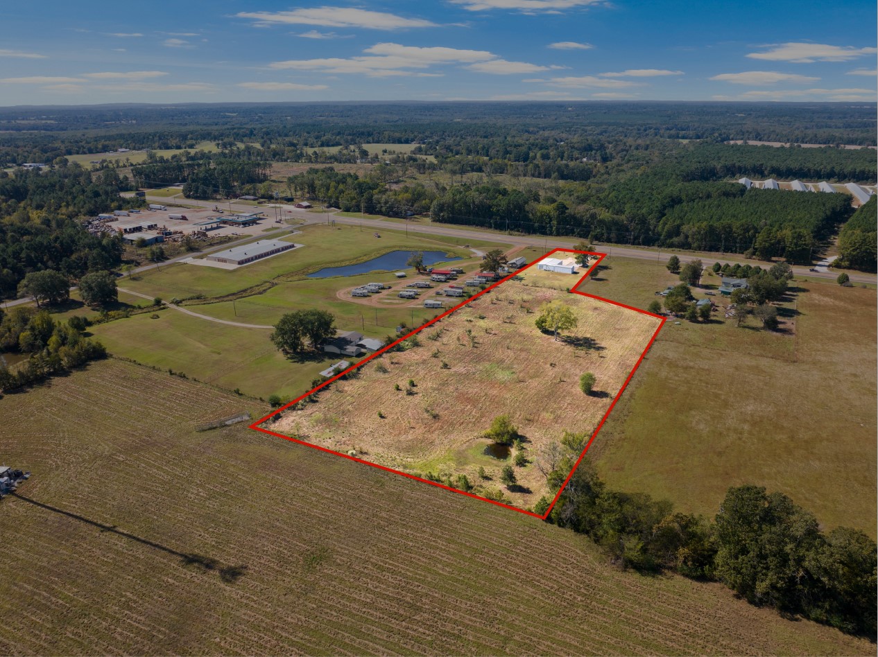 9108 N Us Highway 271 Gilmer TX 75644