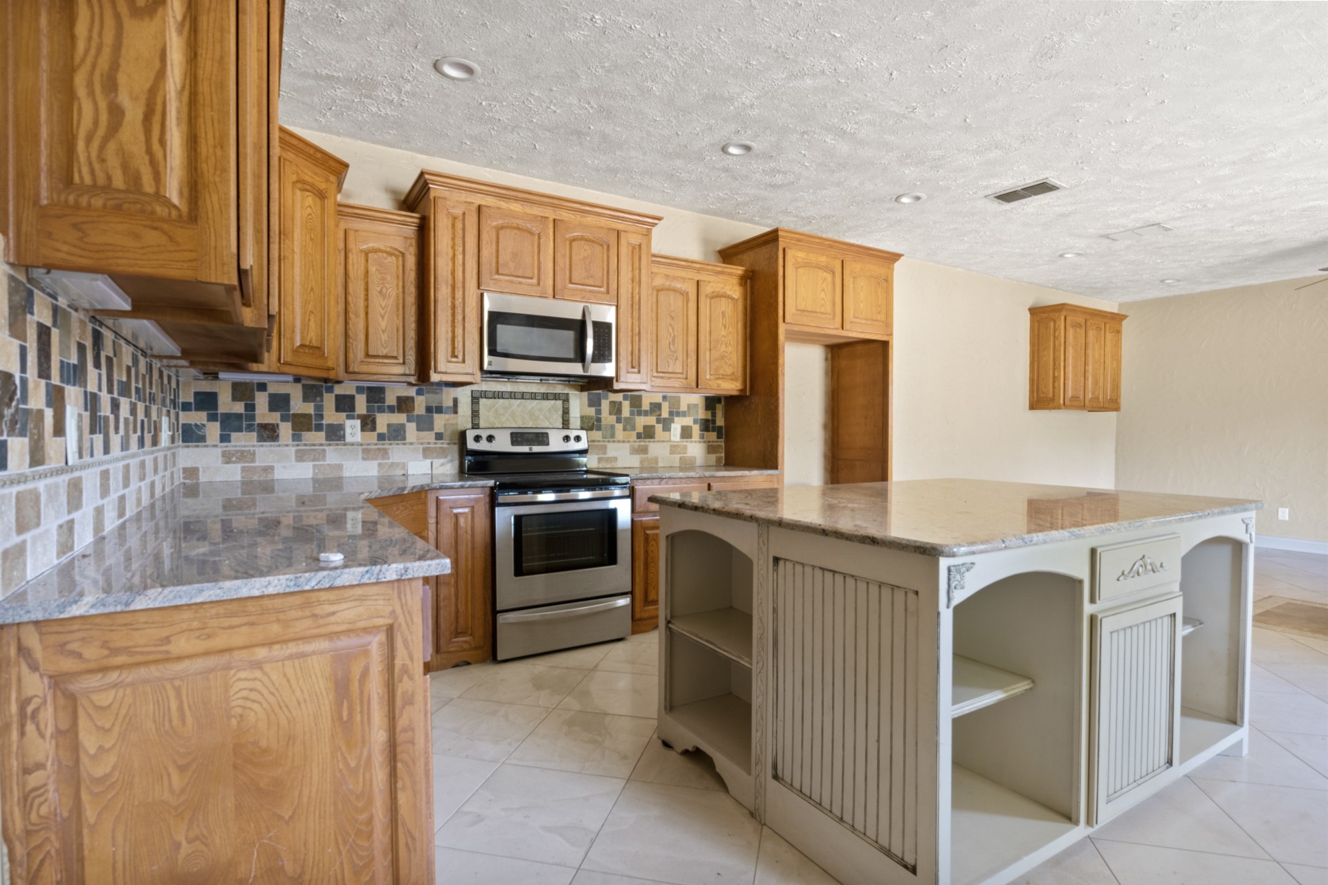 9108 N Us Highway 271 Gilmer TX 75644