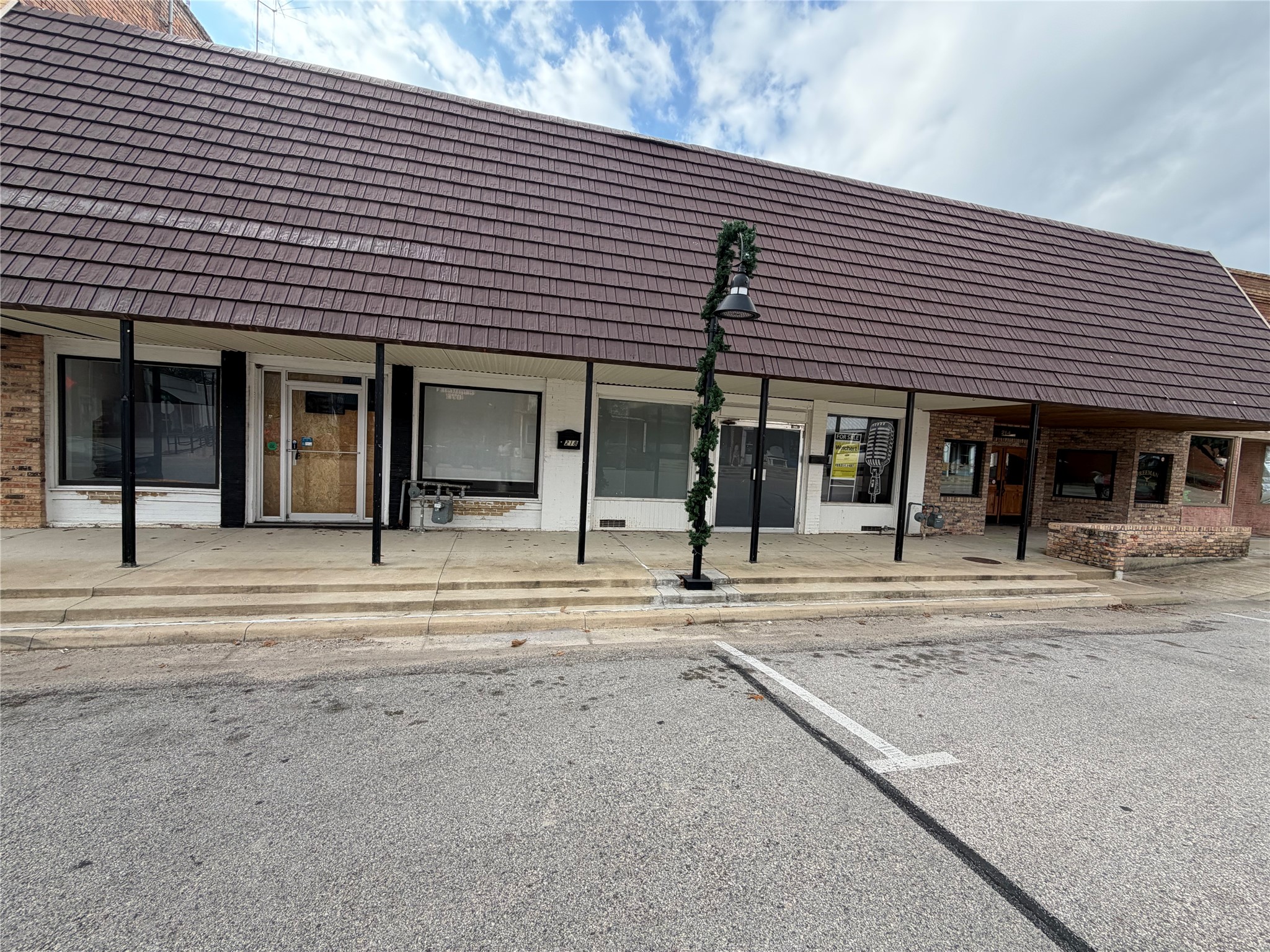 216 S Main Street Kemp TX 75143