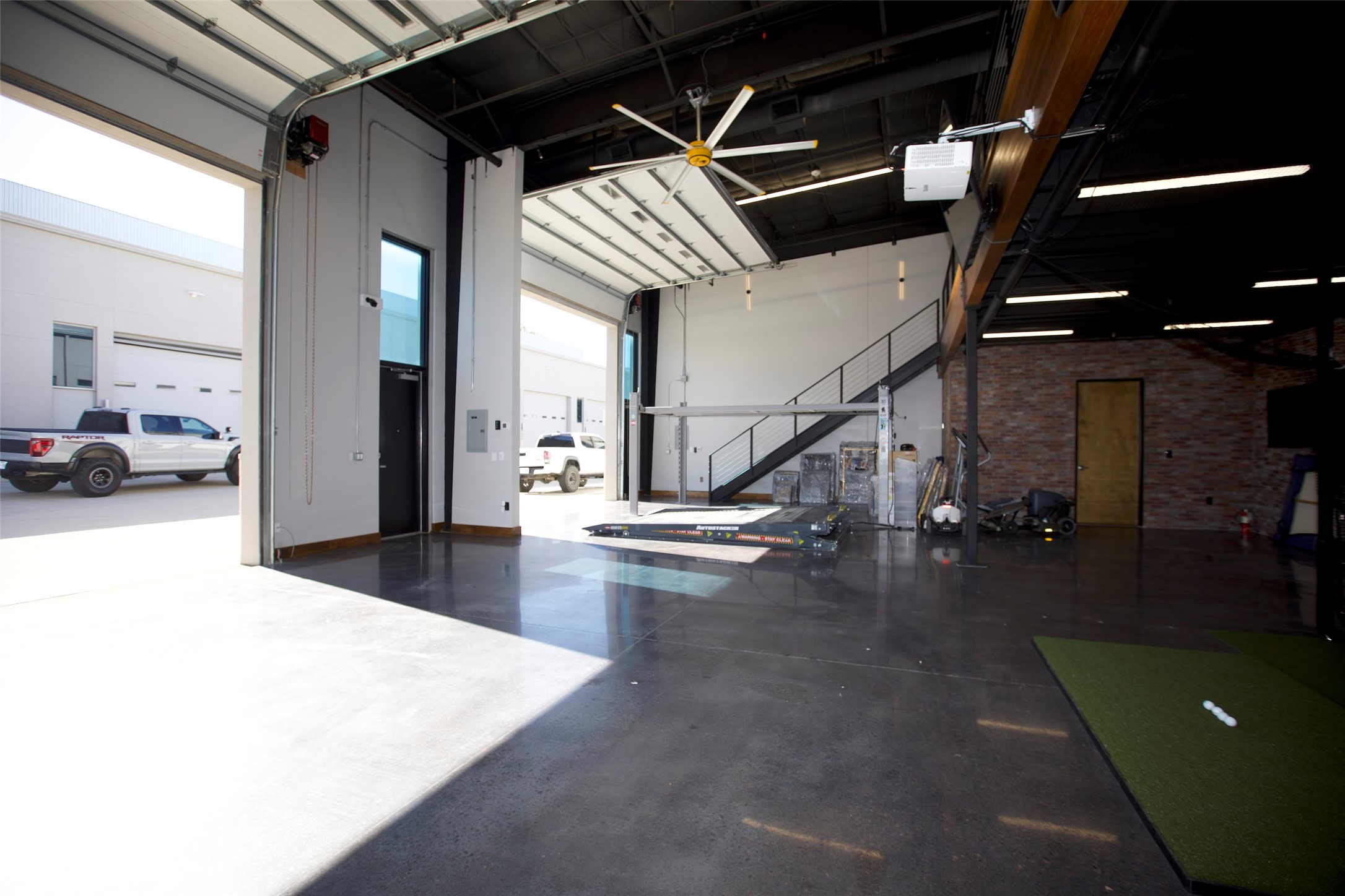 1725 N Highway 377 Roanoke TX 76262