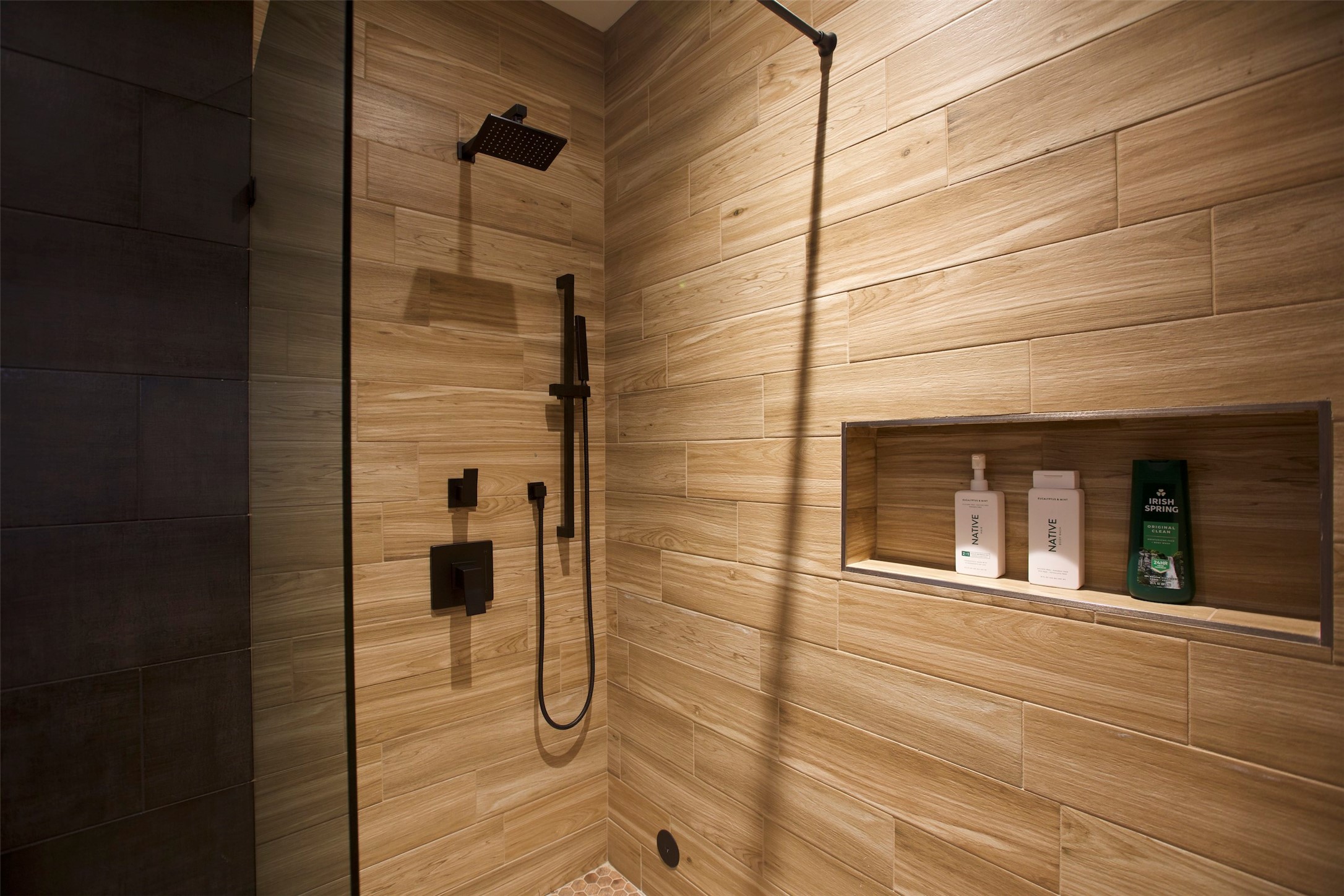 1725 N Highway 377 Roanoke TX 76262