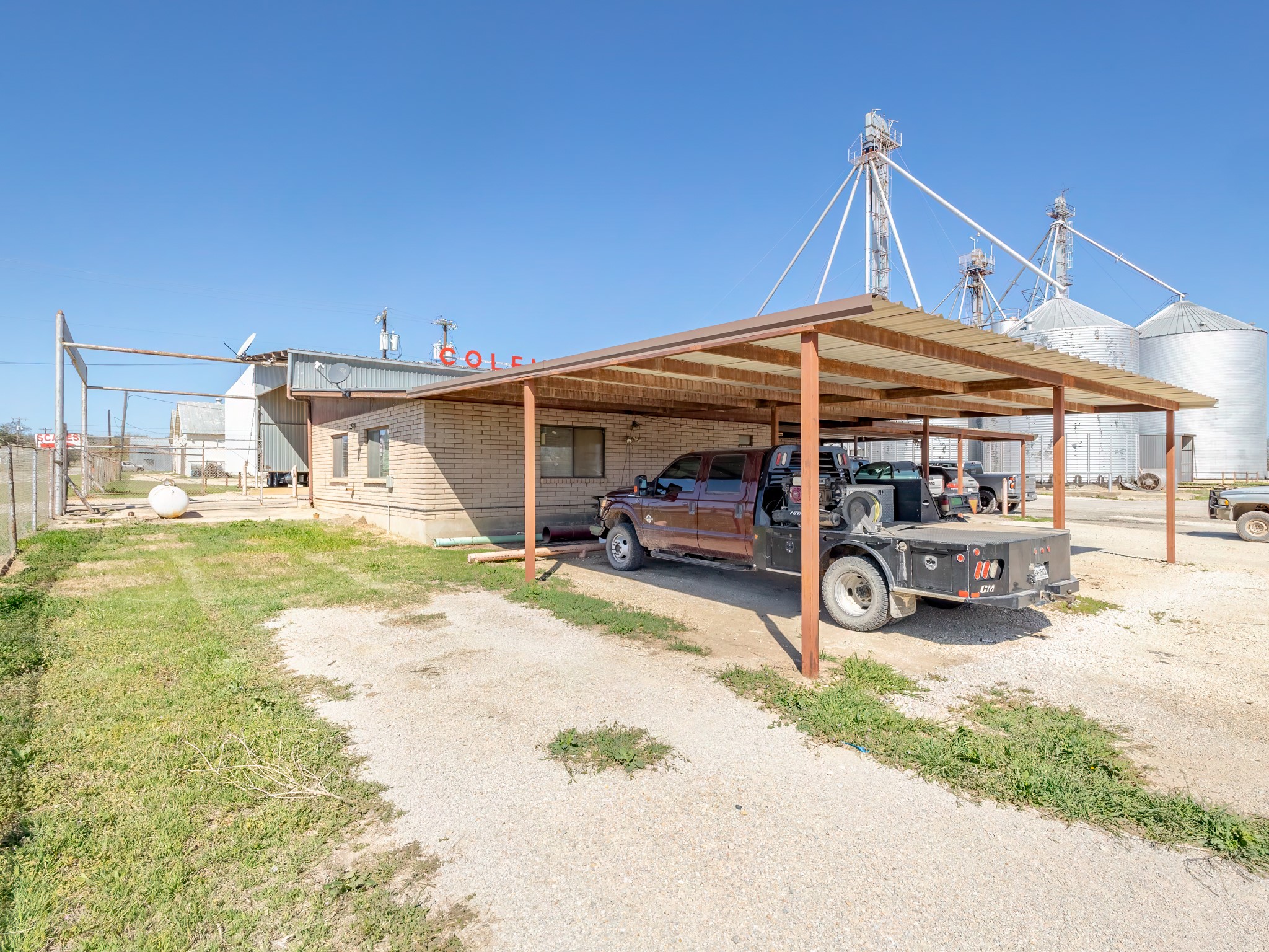 716 Brush Street Coleman TX 76834