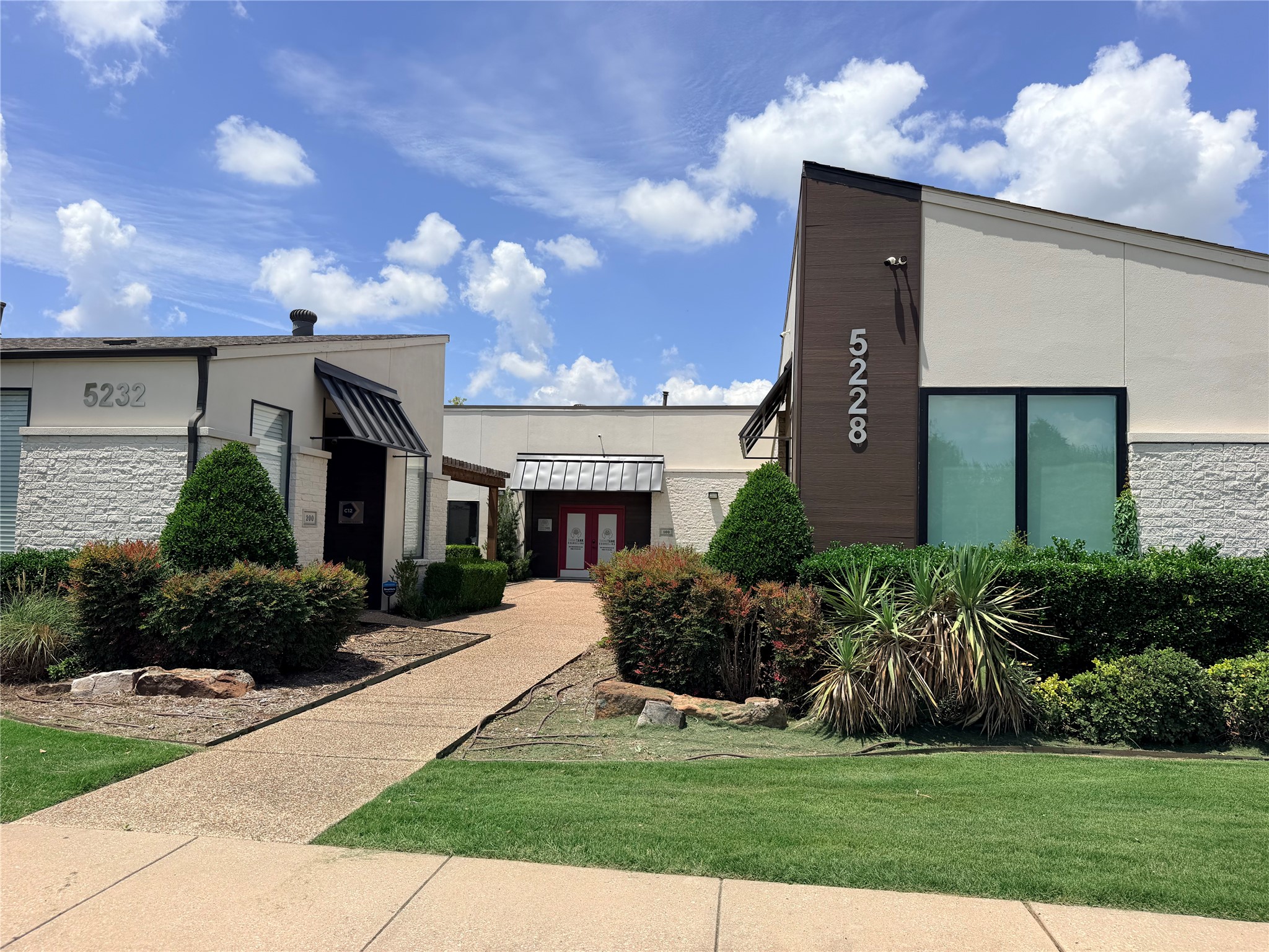 5228 Village Creek Drive Plano TX 75093