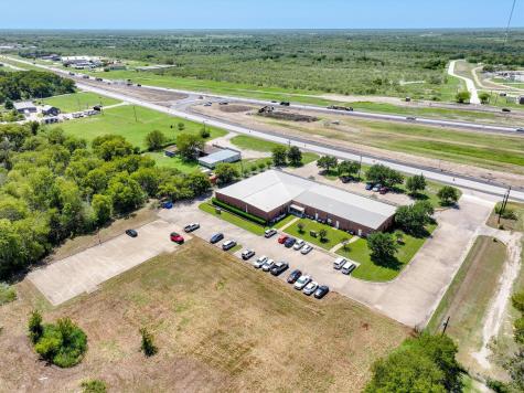 2525 E Us Highway 175 Kaufman TX 75142