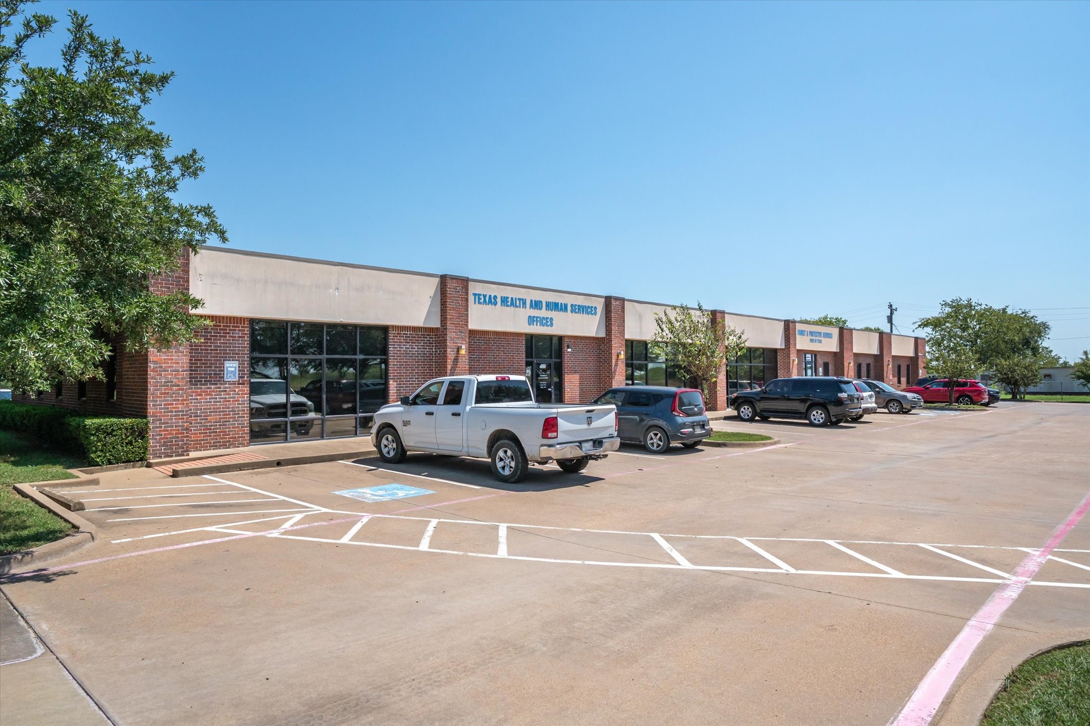 2525 E Us Highway 175 Kaufman TX 75142
