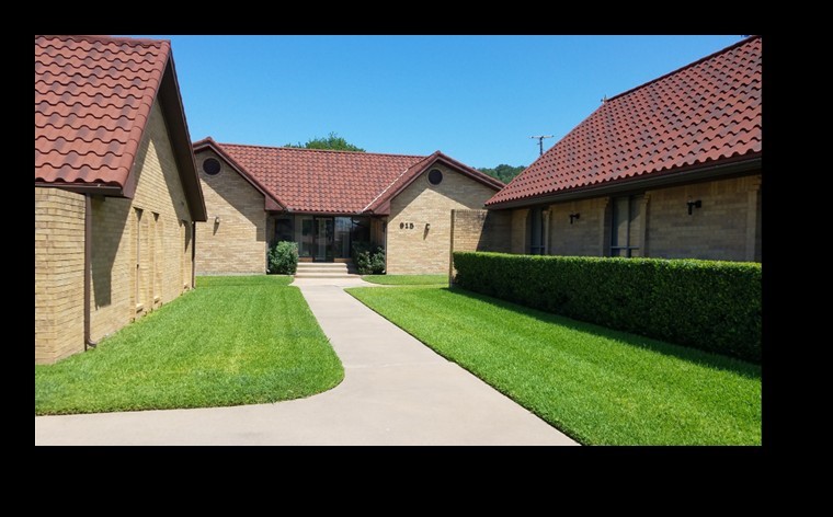 915 E Hubbard Street Mineral Wells TX 76067