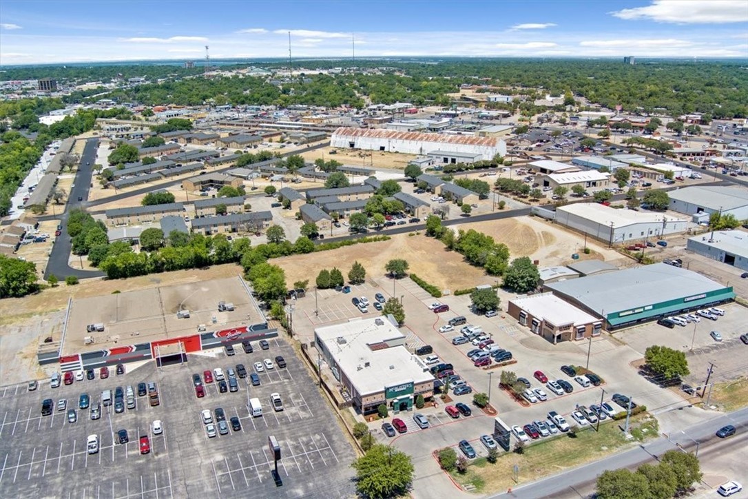 Unk W Waco Drive Waco TX 76710