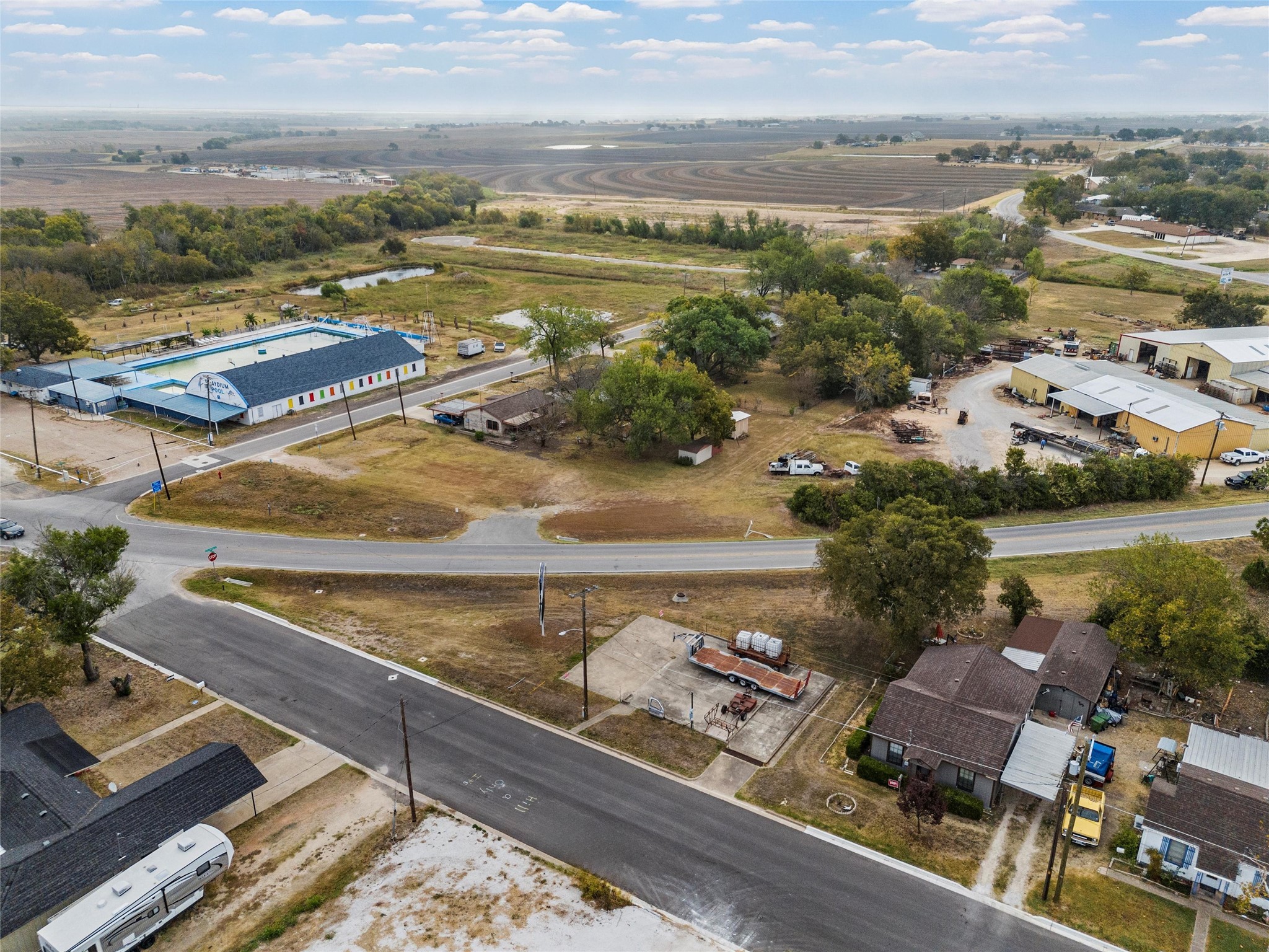 312 E Columbus Street West TX 76691