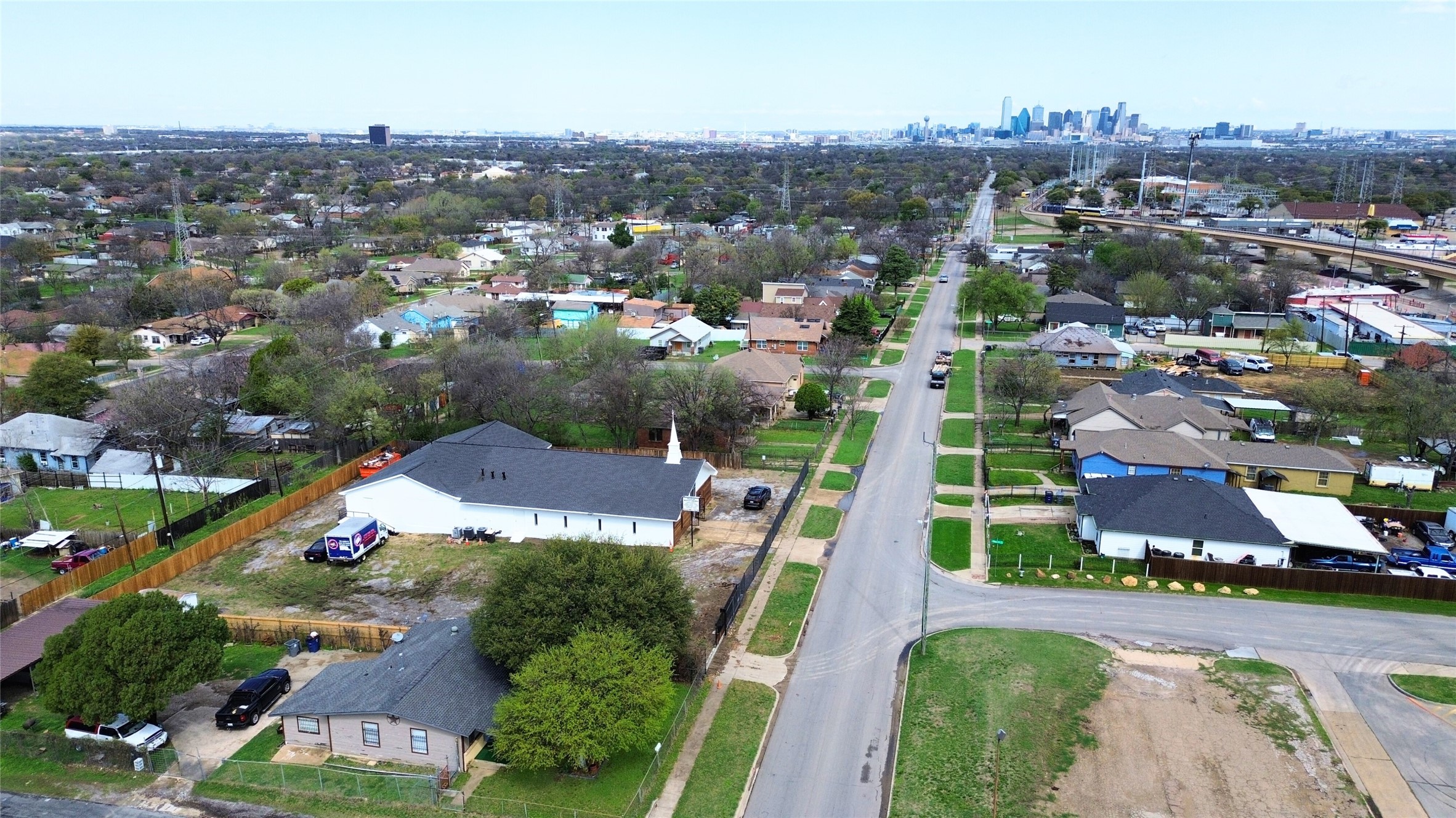 2519 S Denley Drive Dallas TX 75216