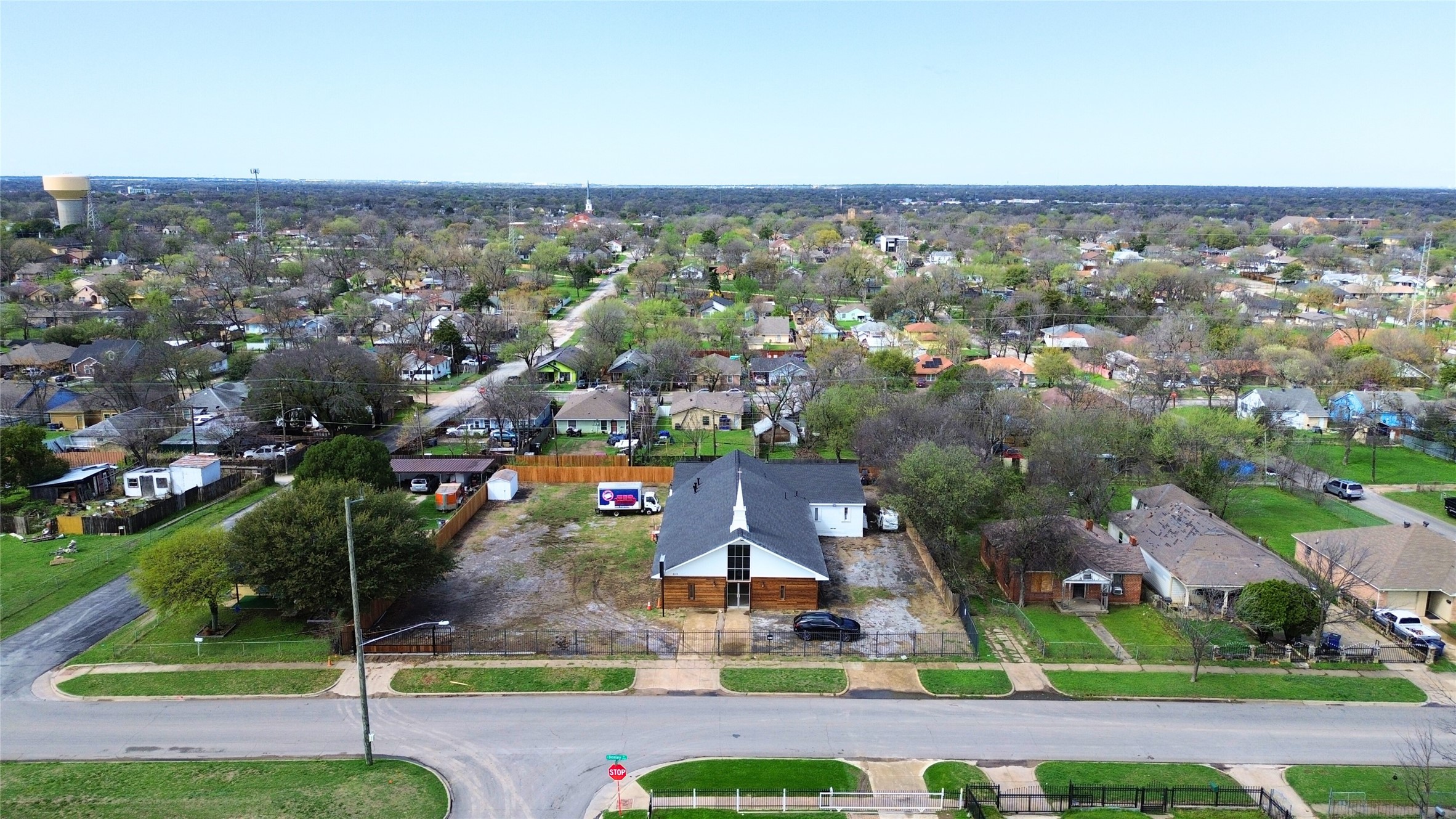 2519 S Denley Drive Dallas TX 75216