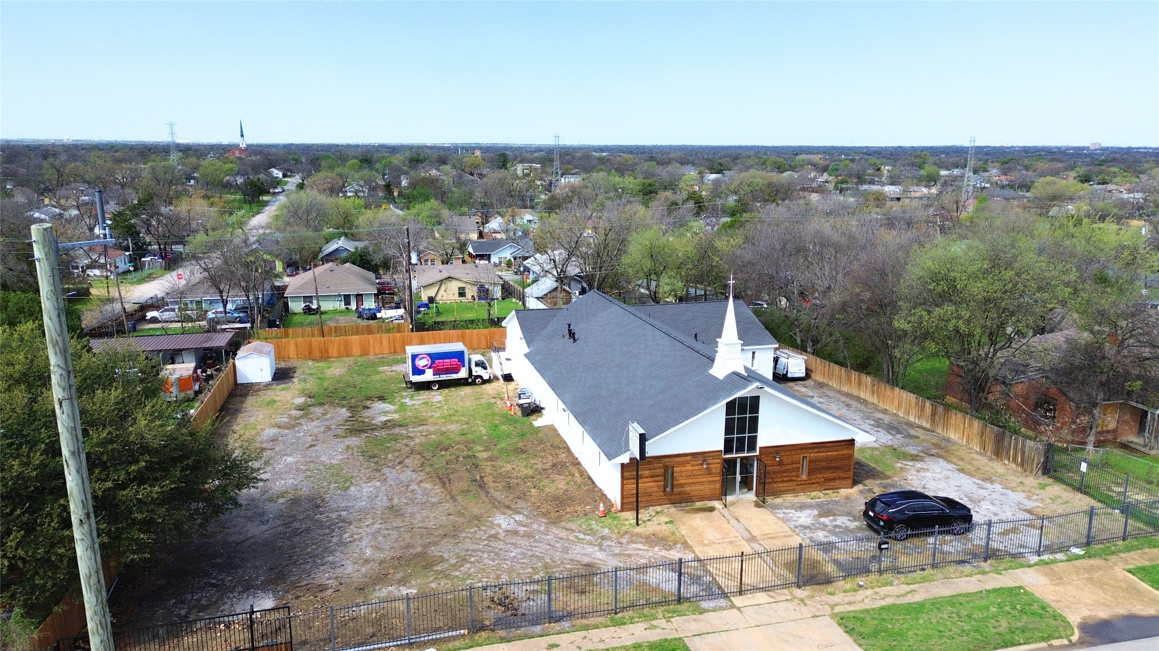 2519 S Denley Drive Dallas TX 75216