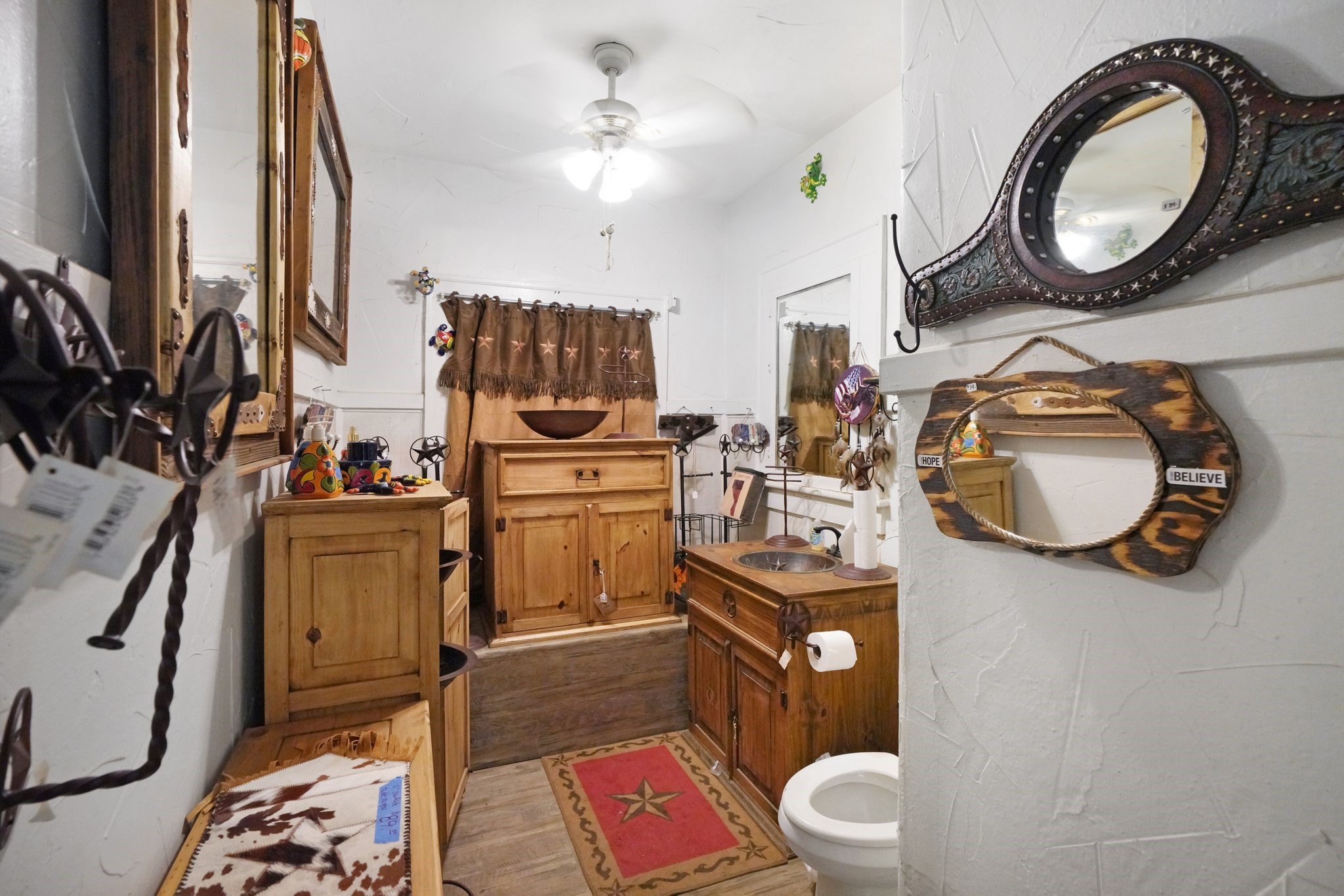 1001 E Hubbard Street Mineral Wells TX 76067