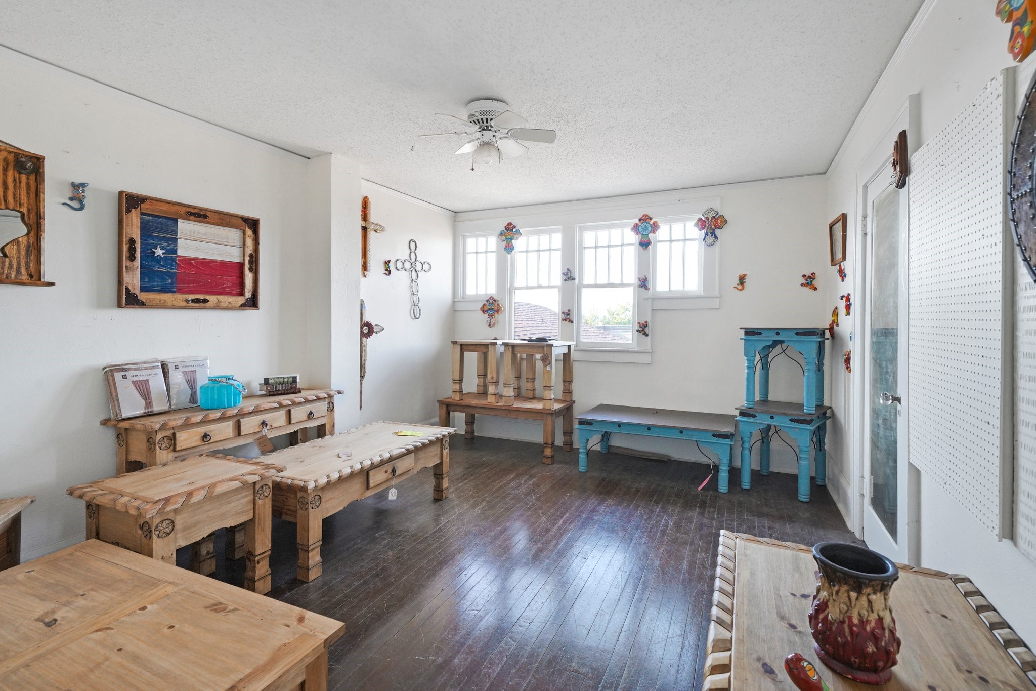 1001 E Hubbard Street Mineral Wells TX 76067