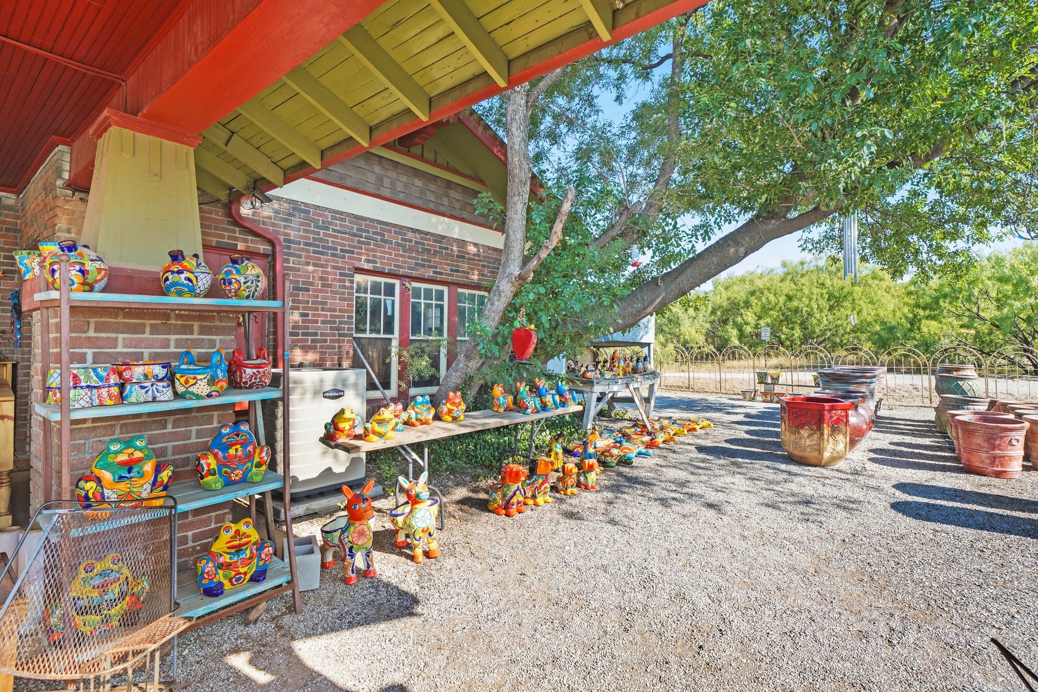 1001 E Hubbard Street Mineral Wells TX 76067