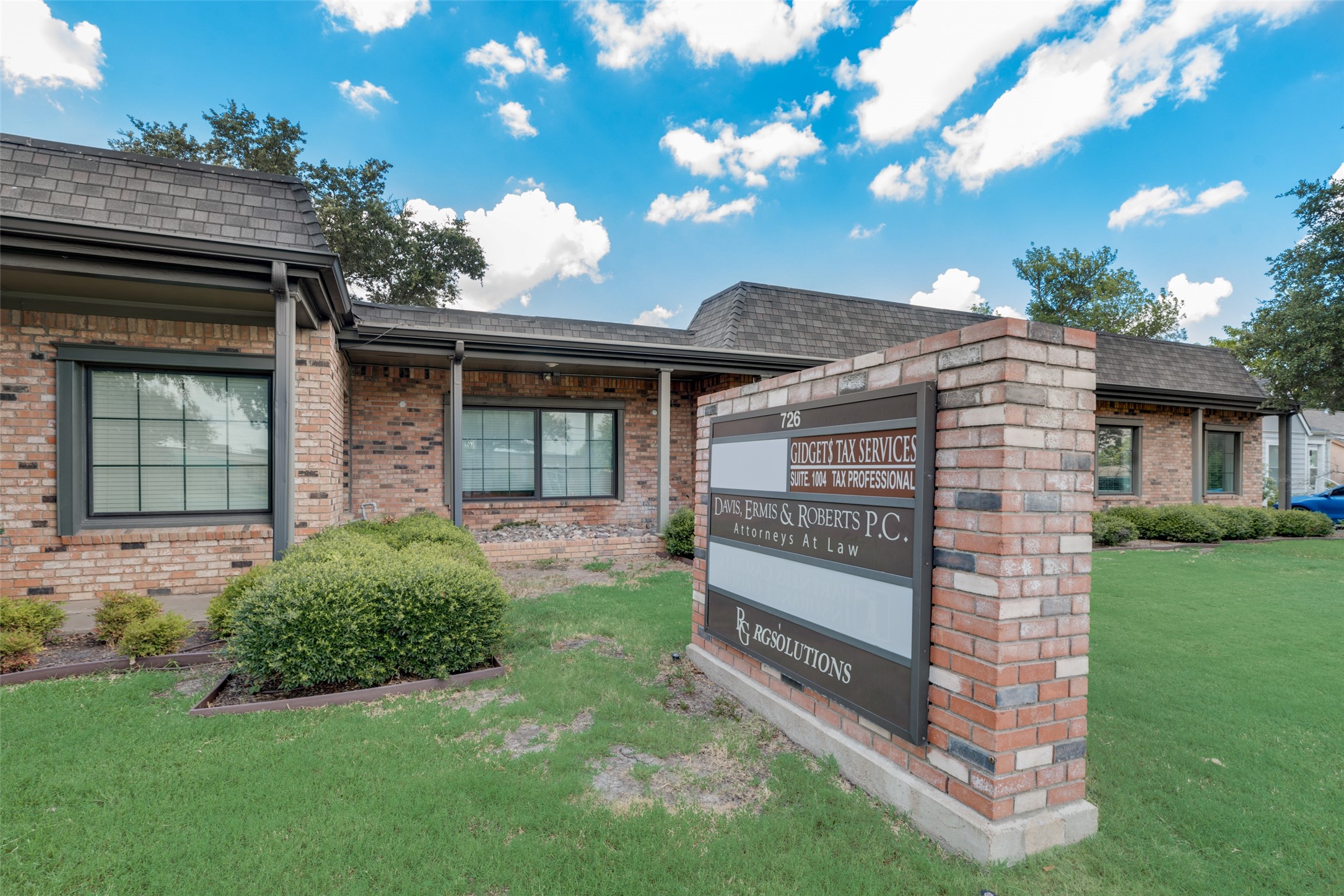 726 Dalworth Street Grand Prairie TX 75050