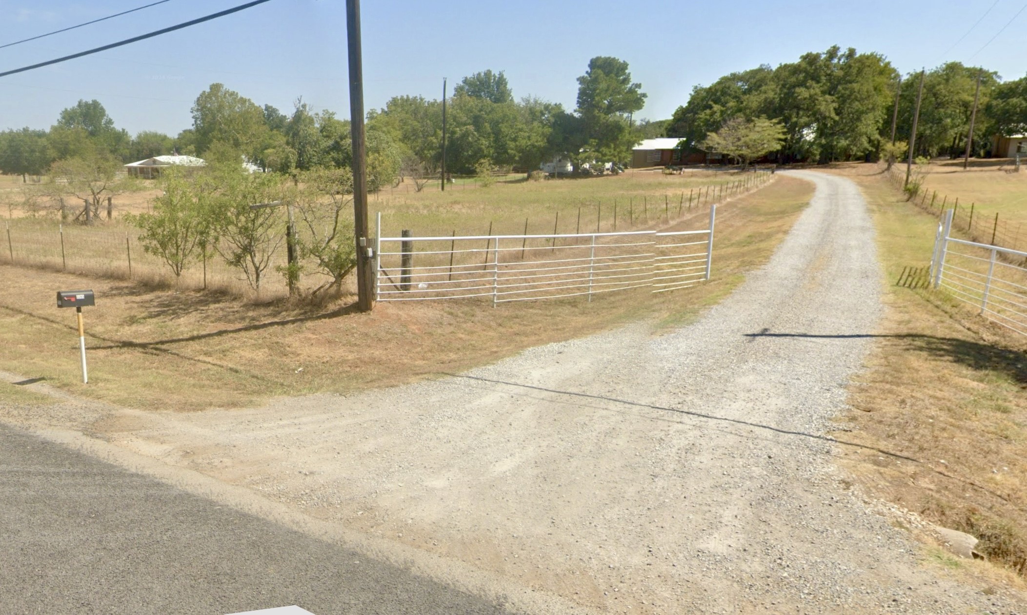 3265 W Highway 199 Springtown TX 76082