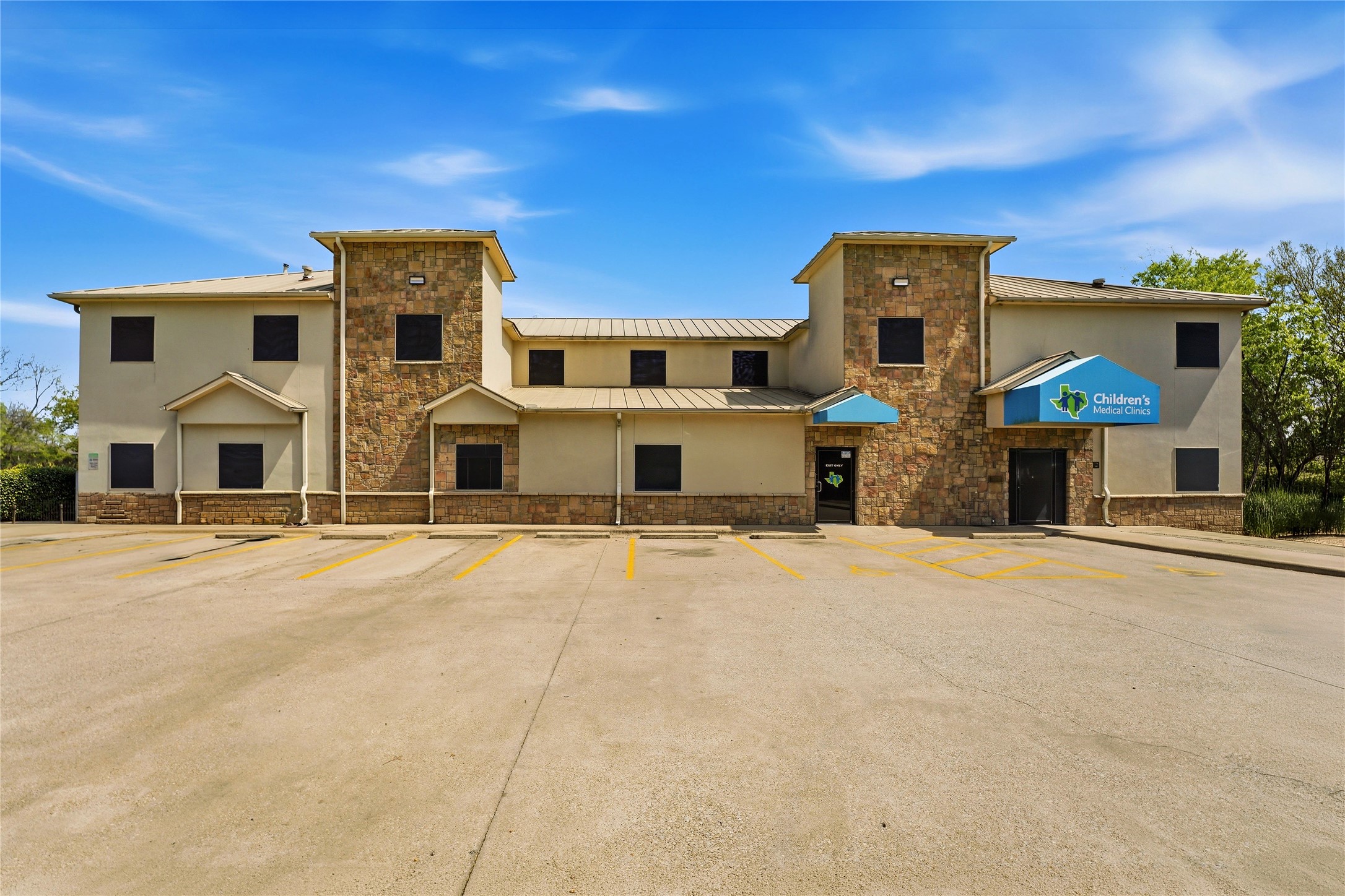 1011 W Grove Street Kaufman TX 75142
