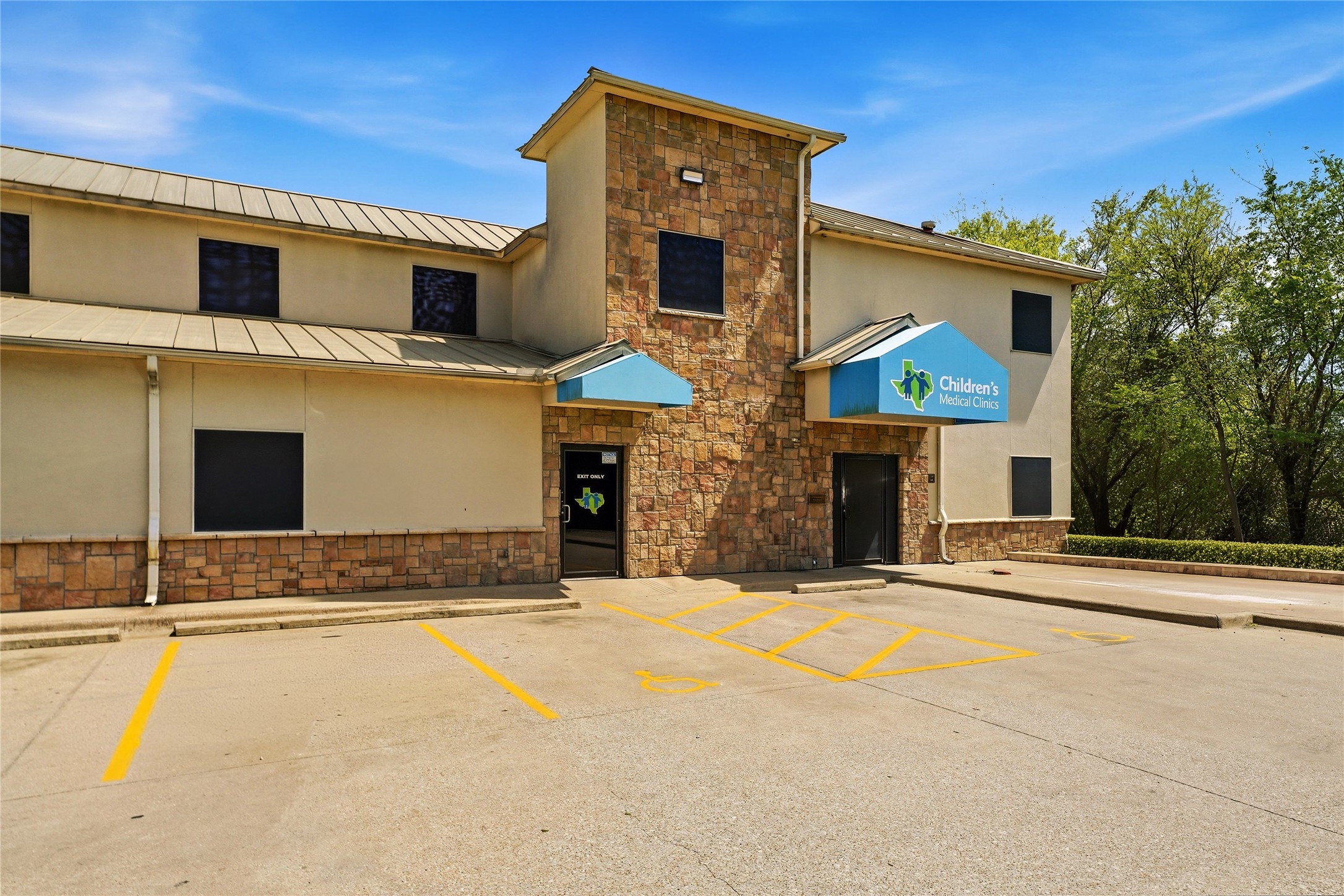 1011 W Grove Street Kaufman TX 75142
