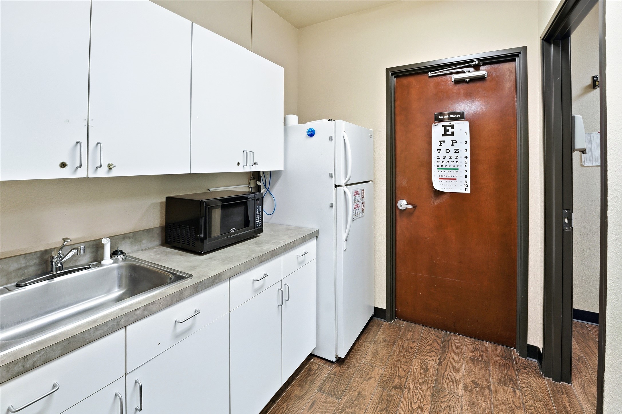 1011 W Grove Street Kaufman TX 75142