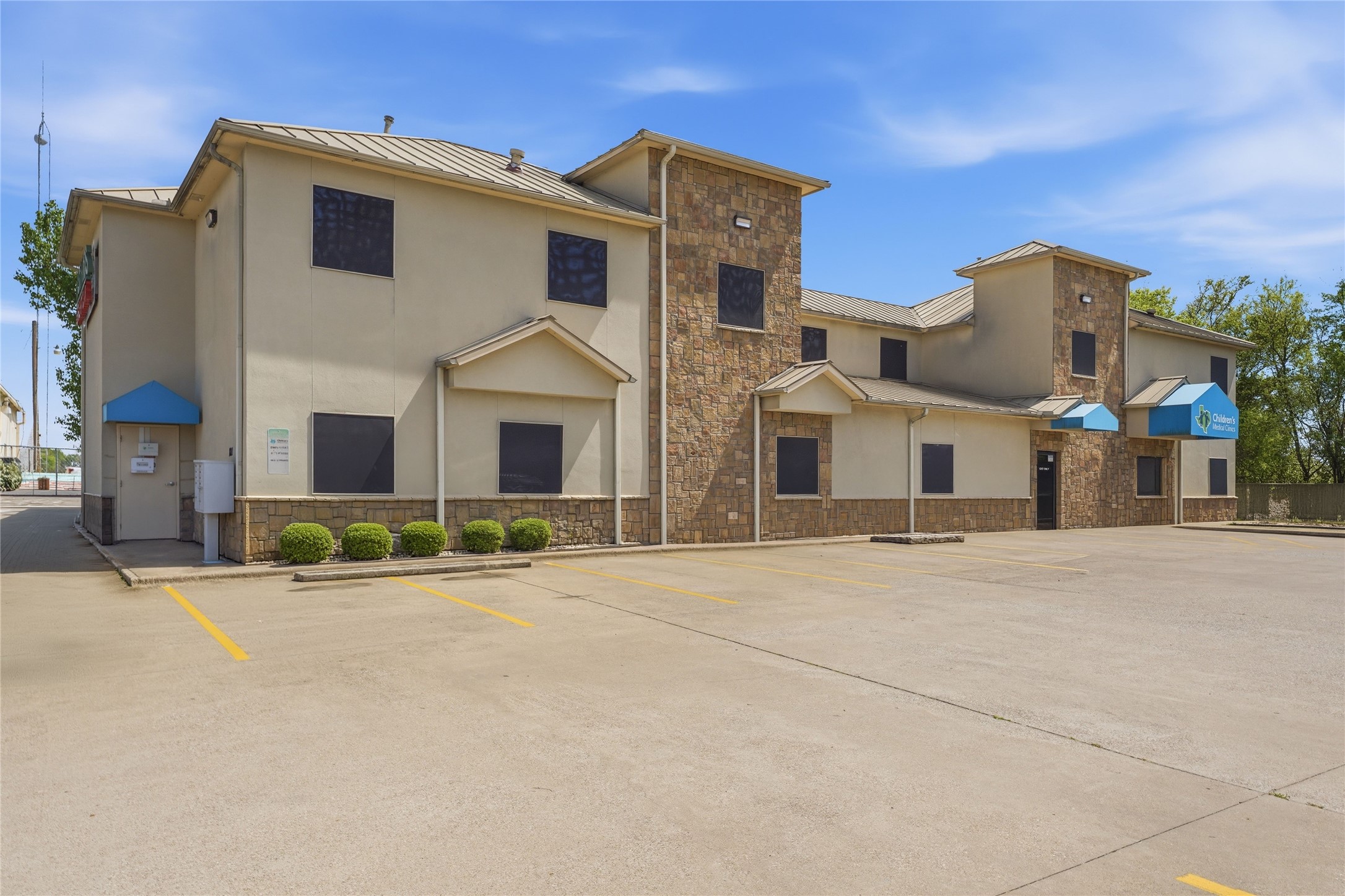 1011 W Grove Street Kaufman TX 75142