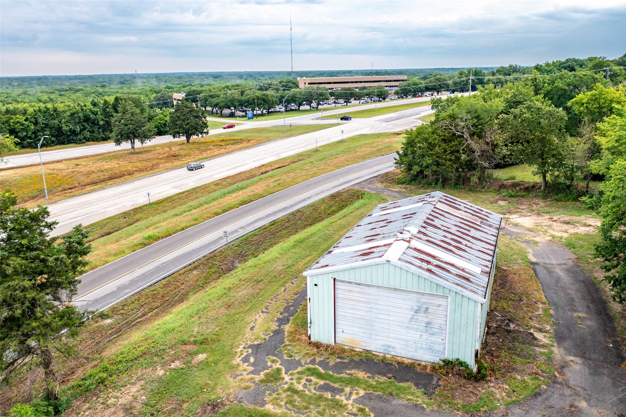 1021 W Grove Street Kaufman TX 75142