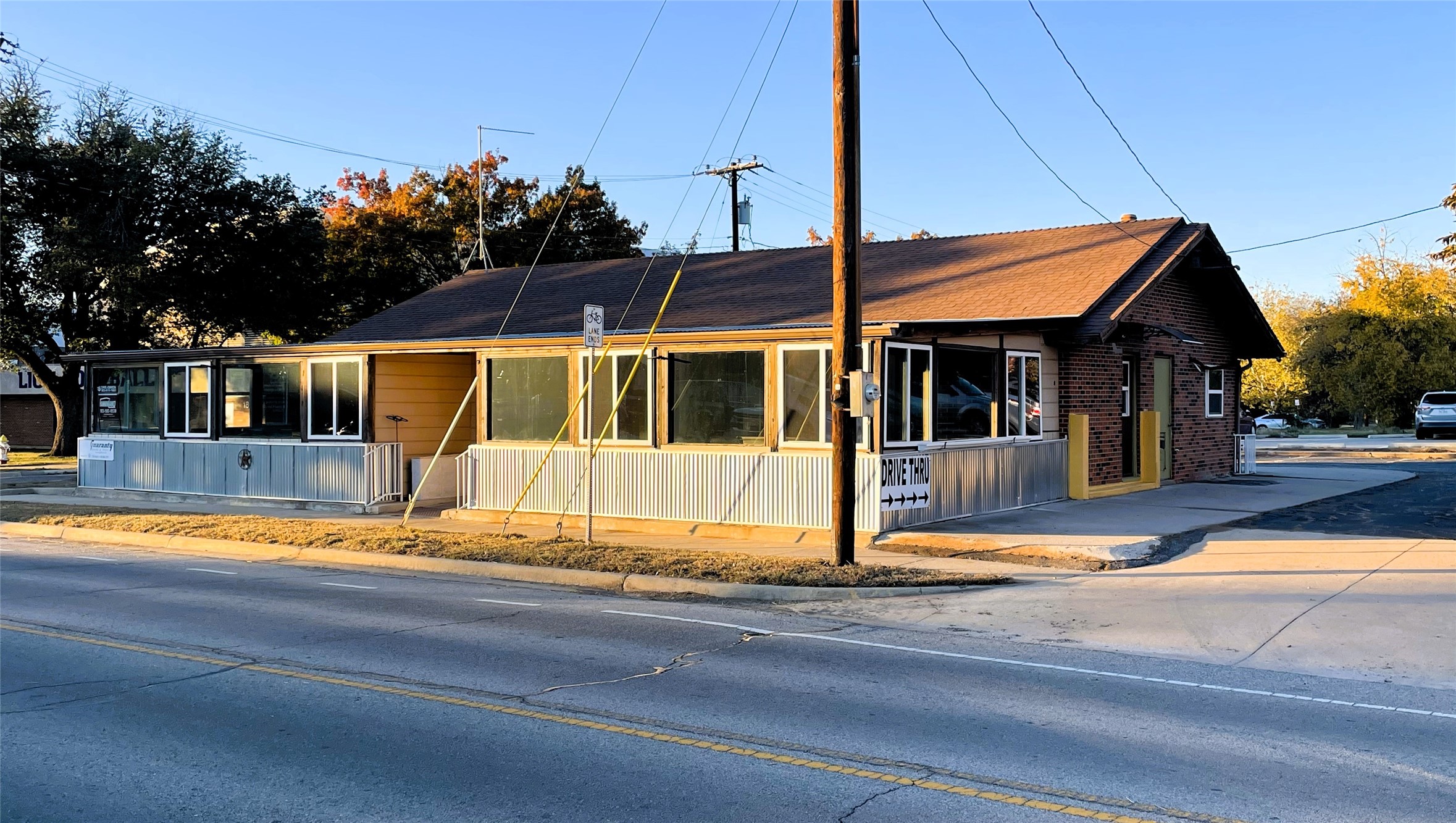 1706 Lee Street Commerce TX 75428