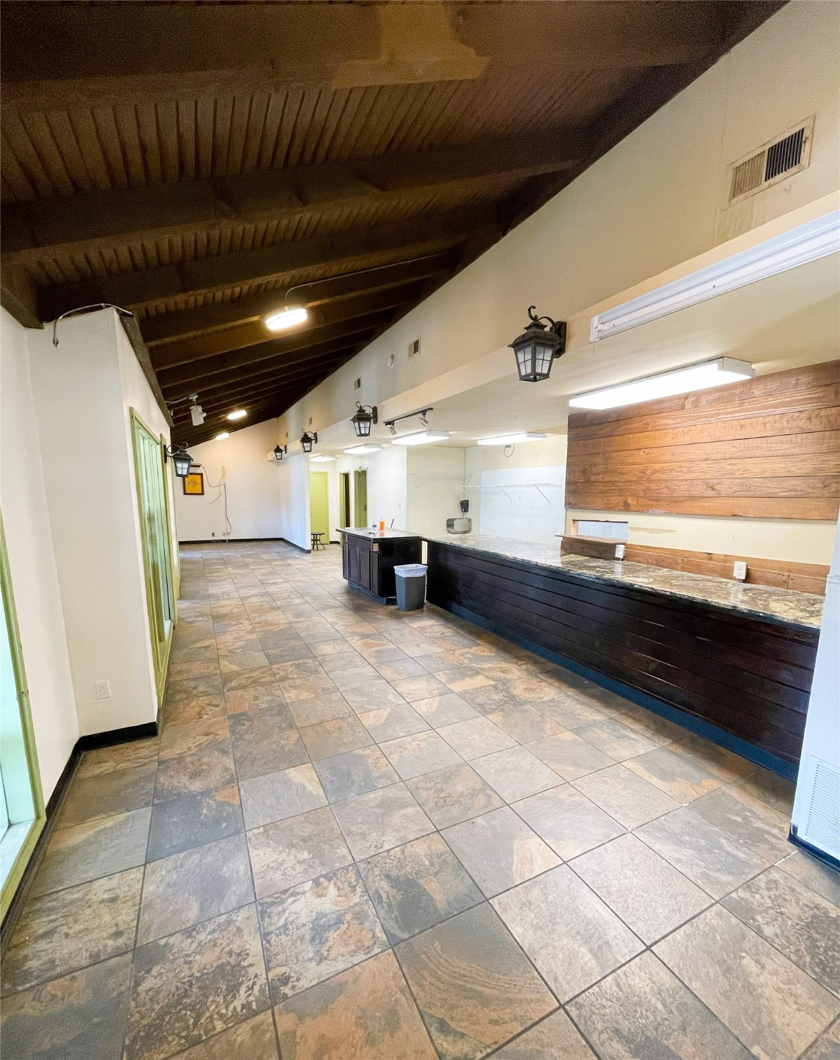 1706 Lee Street Commerce TX 75428