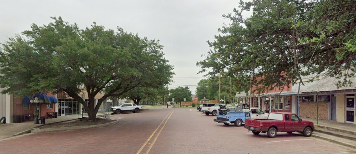 1102 Main Street Commerce TX 75428