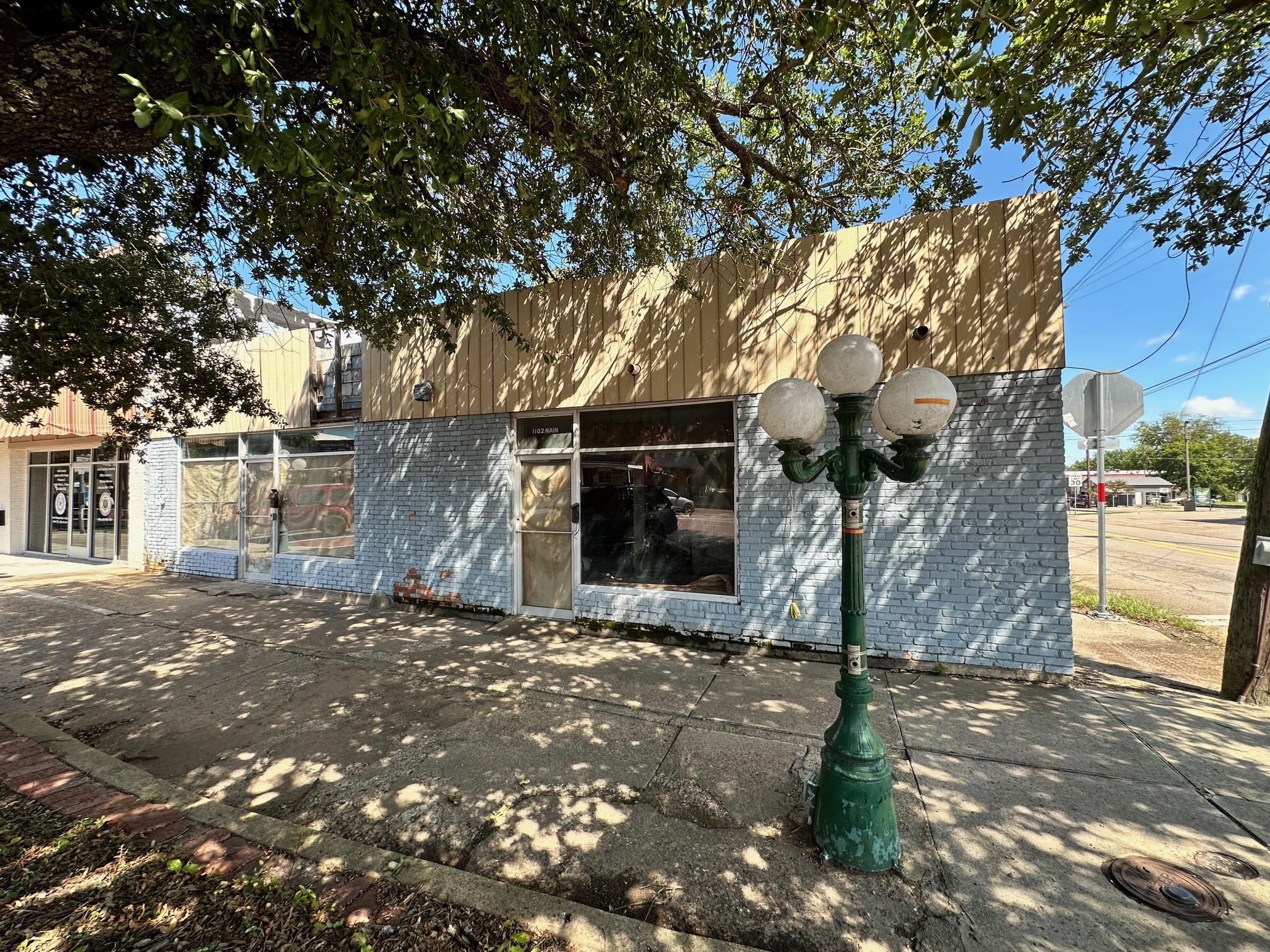 1102 Main Street Commerce TX 75428
