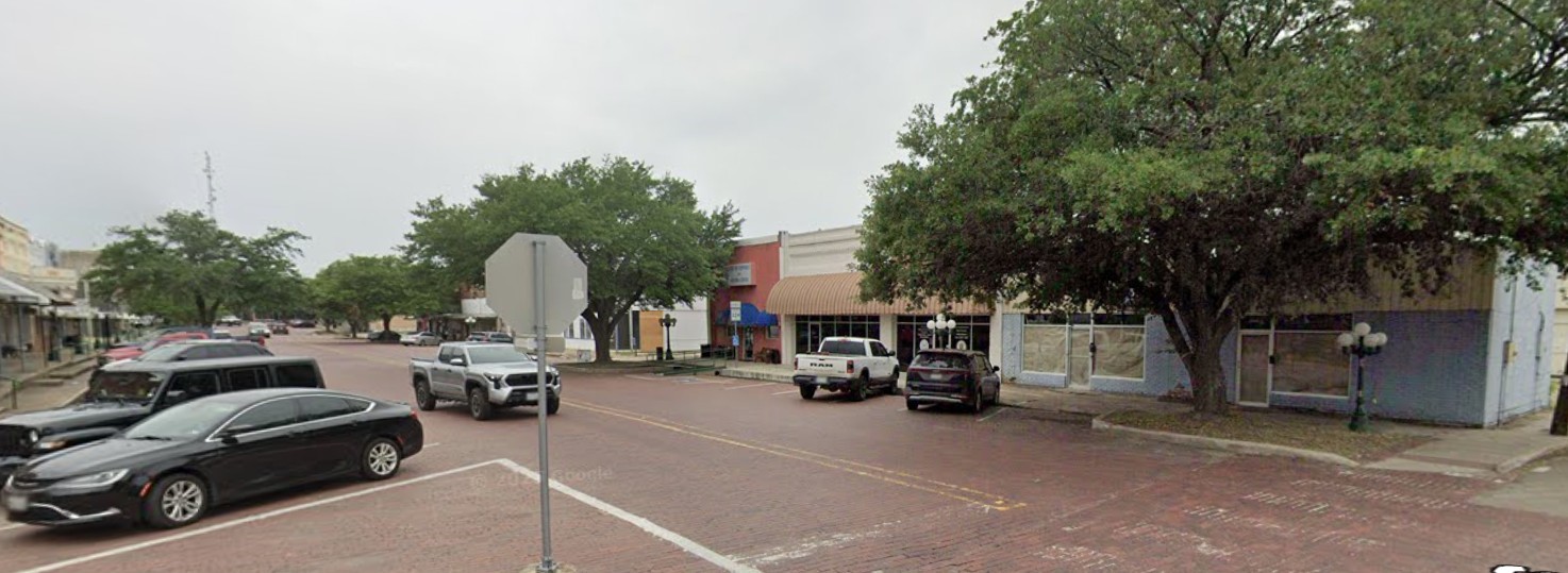 1102 Main Street Commerce TX 75428