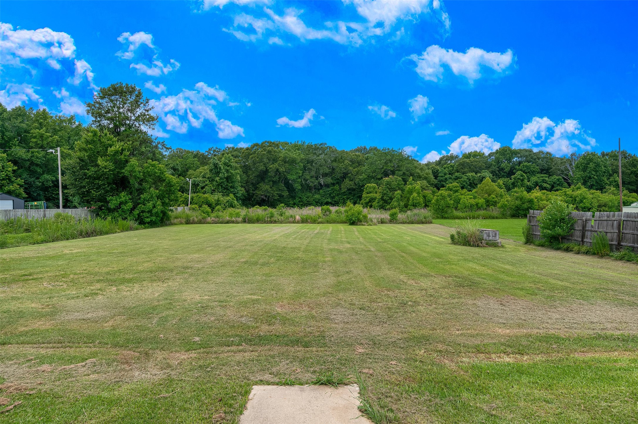 12026 Mansfield Road Keithville LA 71047
