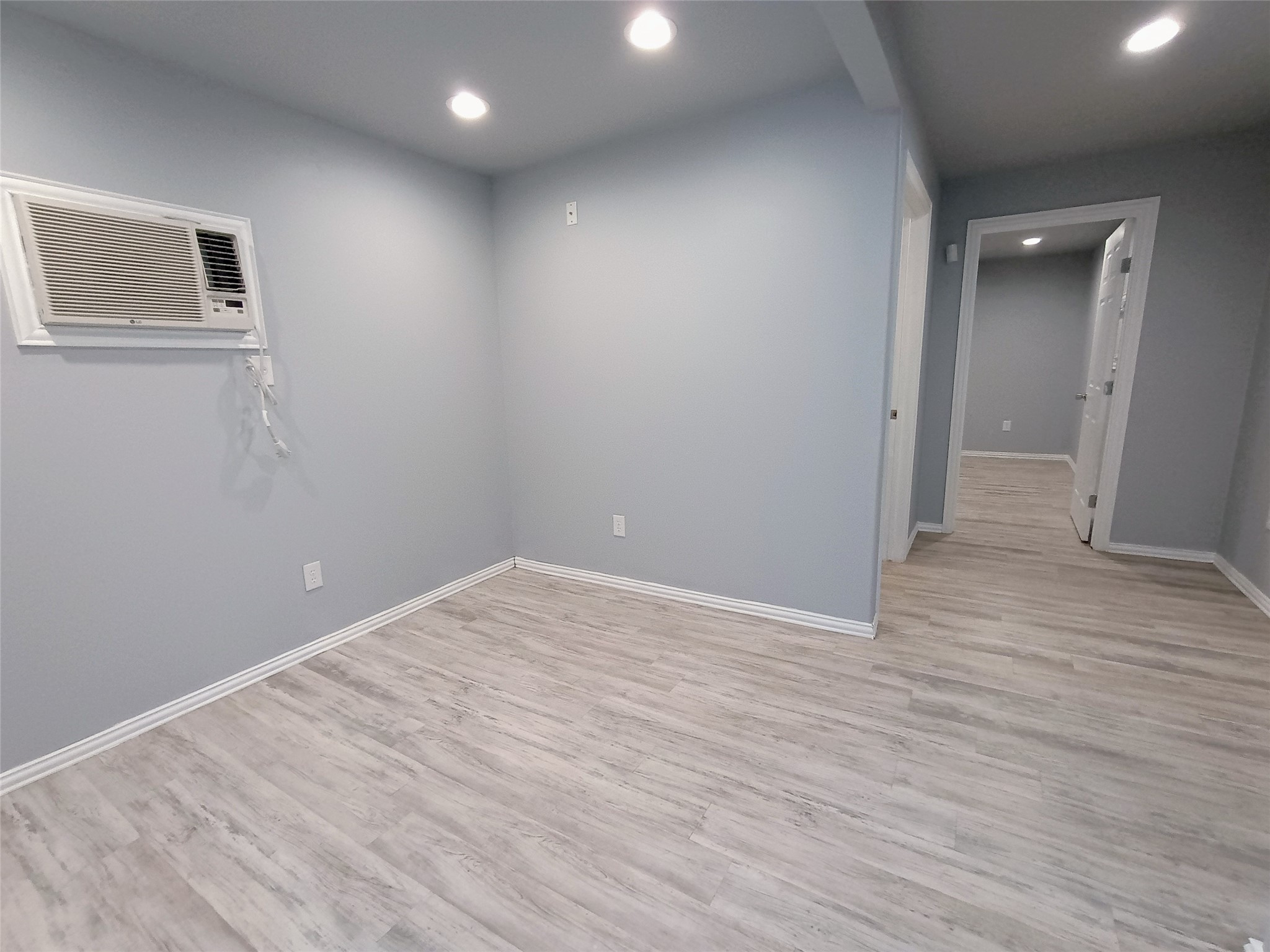 312 S Hampton Road Crowley TX 76036