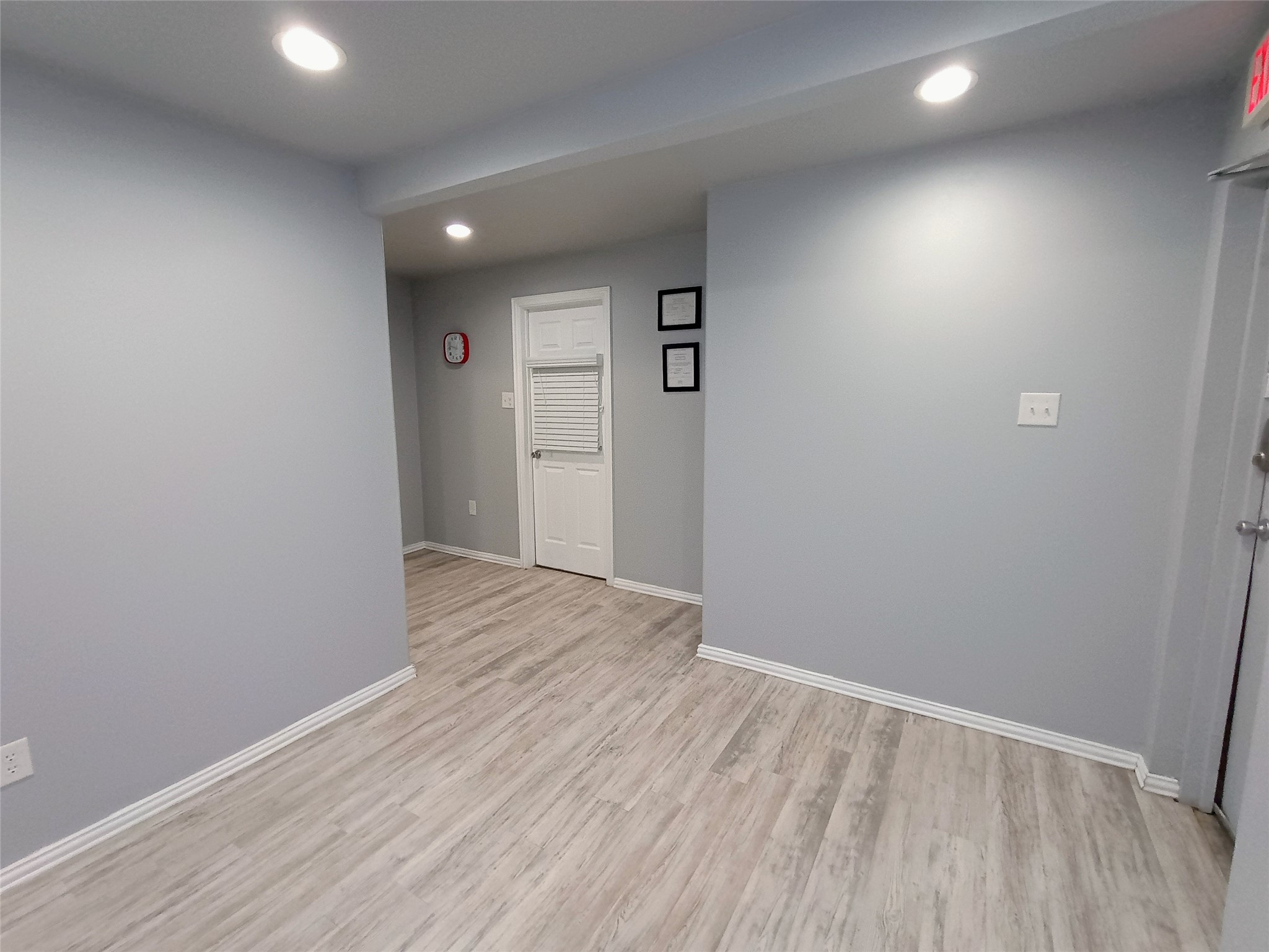 312 S Hampton Road Crowley TX 76036