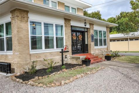 921 N Center Street Bonham TX 75418