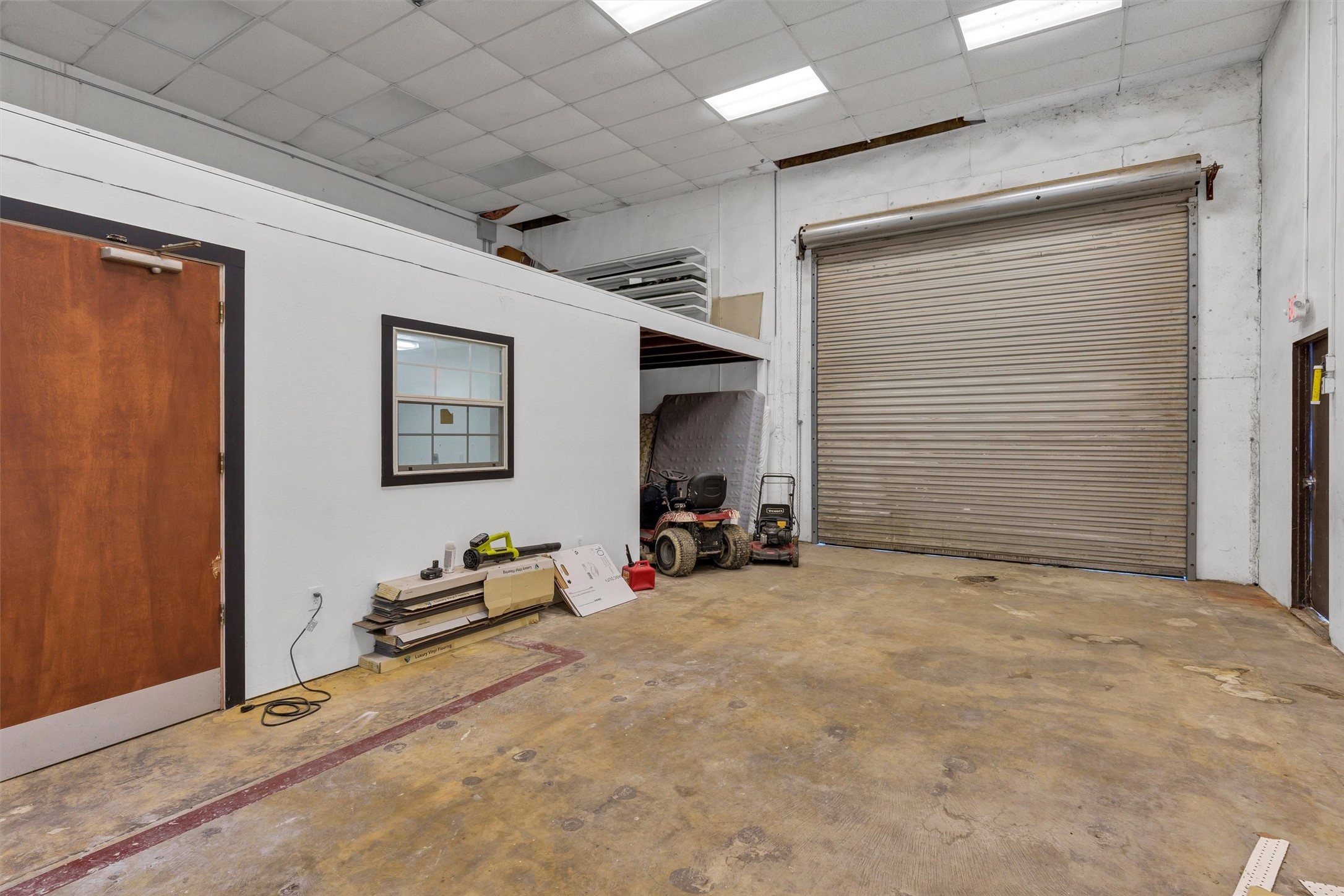 1806 W Pearl Street Granbury TX 76048