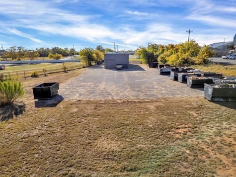 1806 W Pearl Street Granbury TX 76048