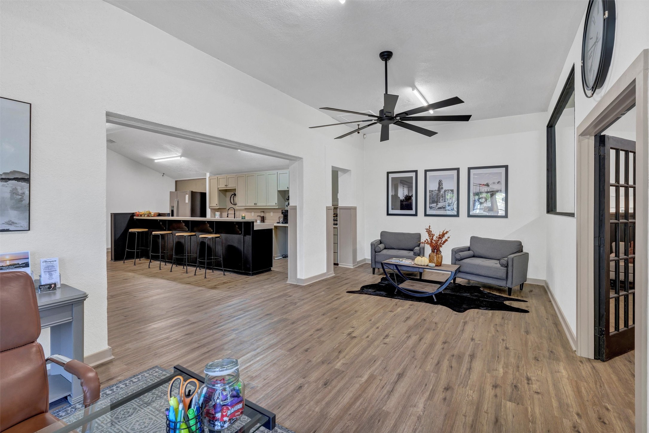 1806 W Pearl Street Granbury TX 76048