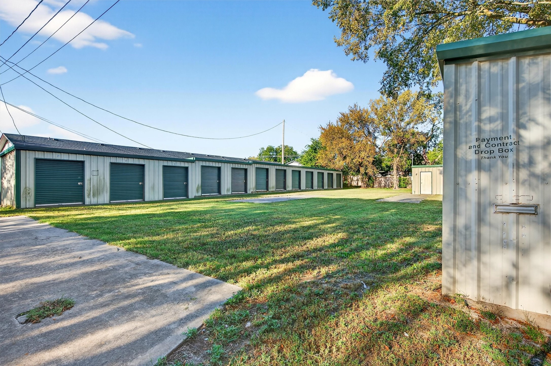 104 S Commercial Street Bells TX 75414