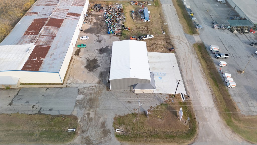 201 Industrial Street Highway Bonham TX 75418