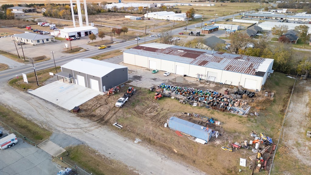 201 Industrial Street Highway Bonham TX 75418