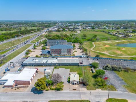 605 Calinco Drive Granbury TX 76048