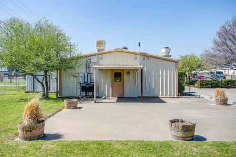 605 Calinco Drive Granbury TX 76048