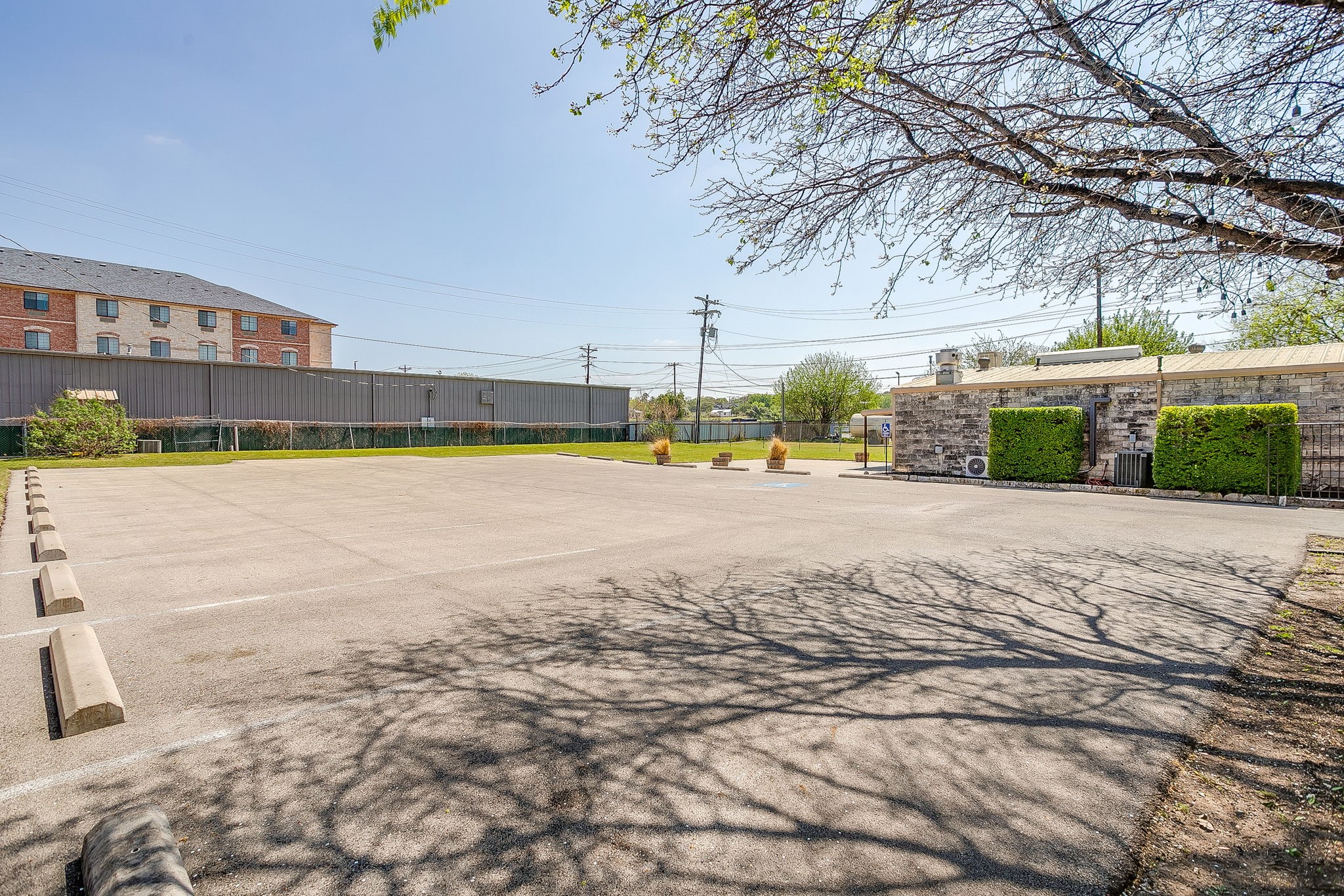 605 Calinco Drive Granbury TX 76048