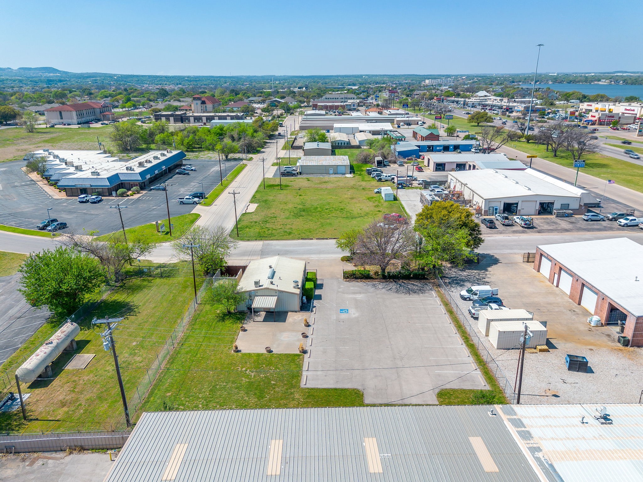 605 Calinco Drive Granbury TX 76048