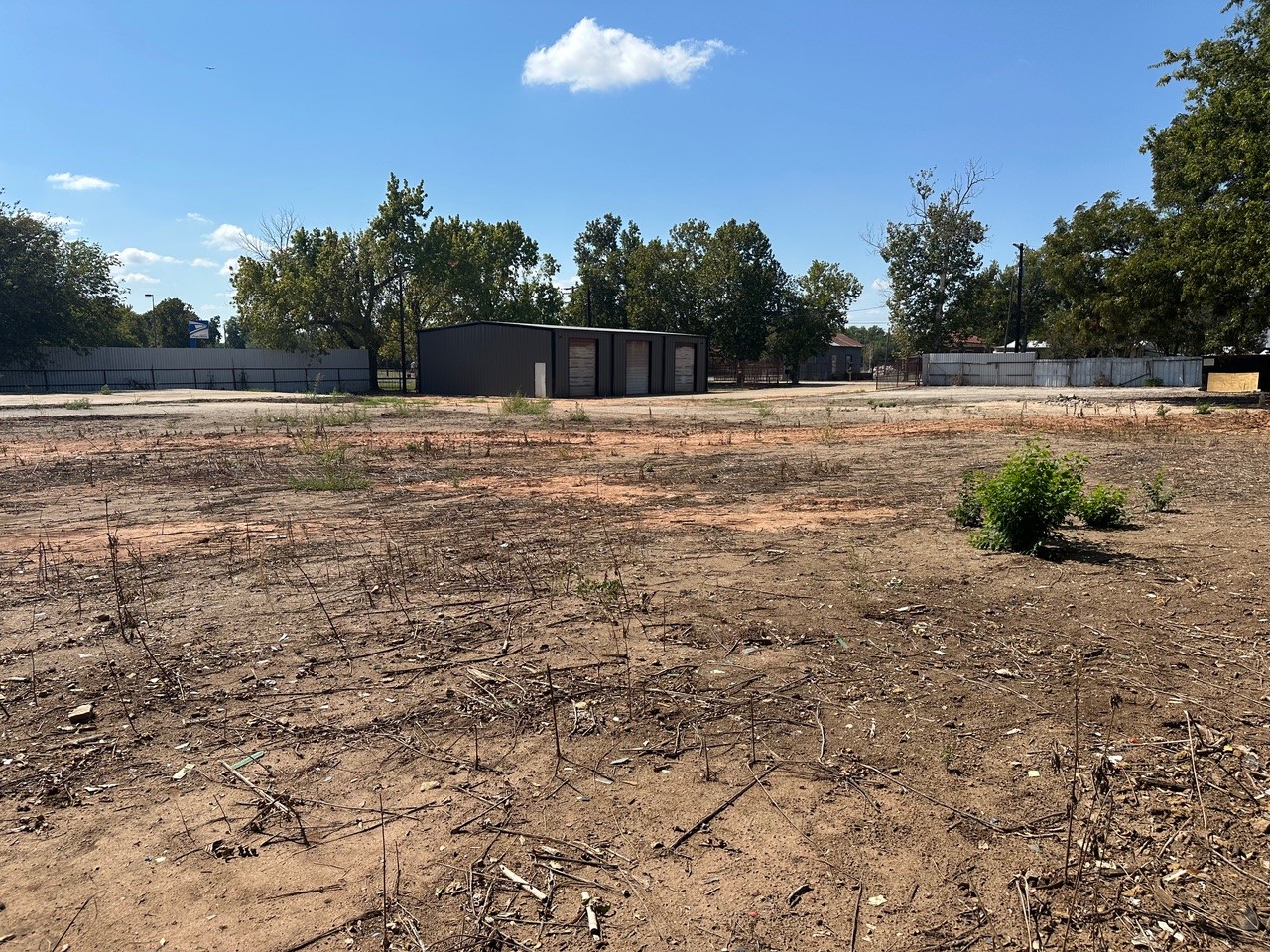 614 N Crockett Street Granbury TX 76048