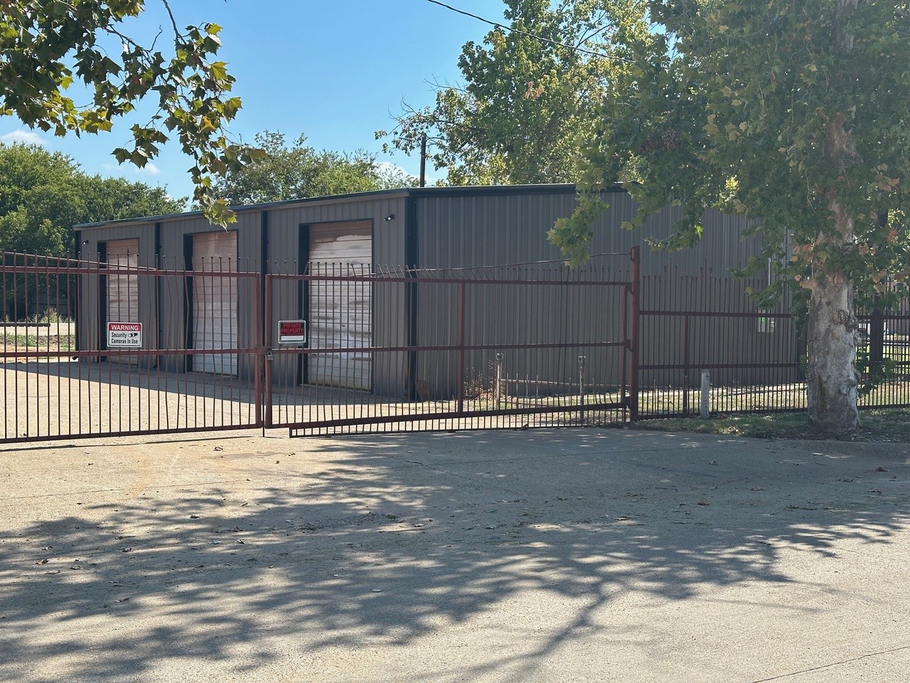 614 N Crockett Street Granbury TX 76048