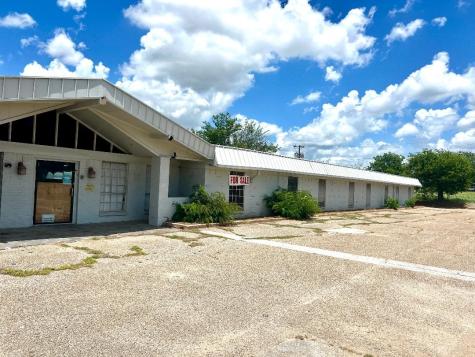 1108 W Kilpatrick Street Cleburne TX 76033