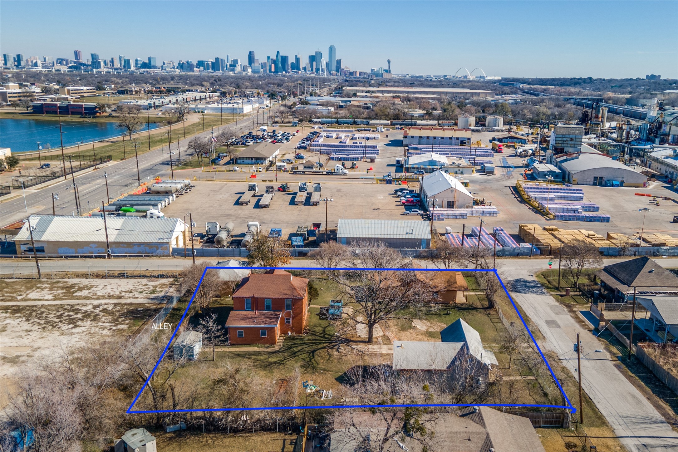 2909 Manila Road Dallas TX 75212