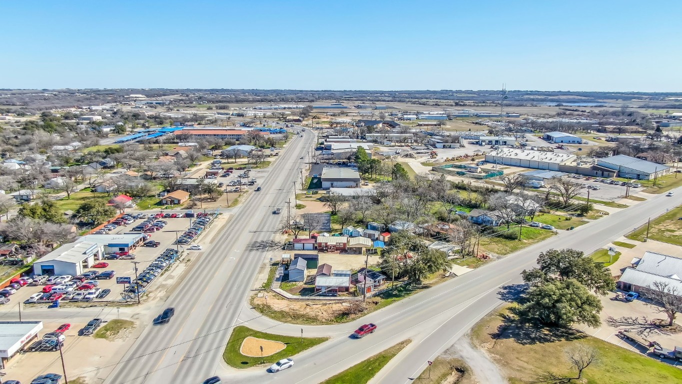 404 E South Loop Stephenville TX 76401
